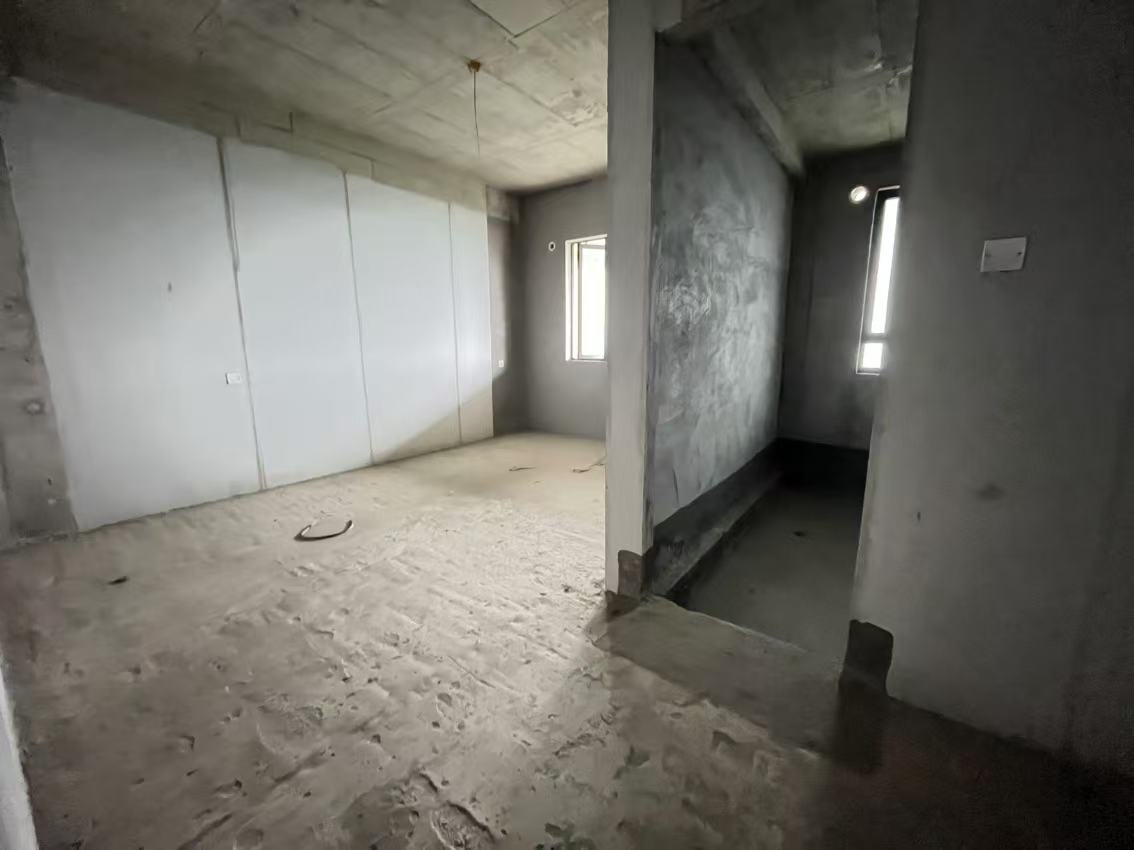 碧桂园梓山府 5室2厅3卫 220.0万 碧桂园梓山府 5室2厅3卫 220.0万室内图