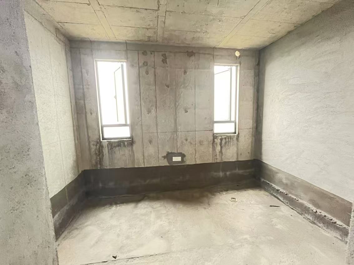 碧桂园梓山府 5室2厅3卫 220.0万 碧桂园梓山府 5室2厅3卫 220.0万室内图