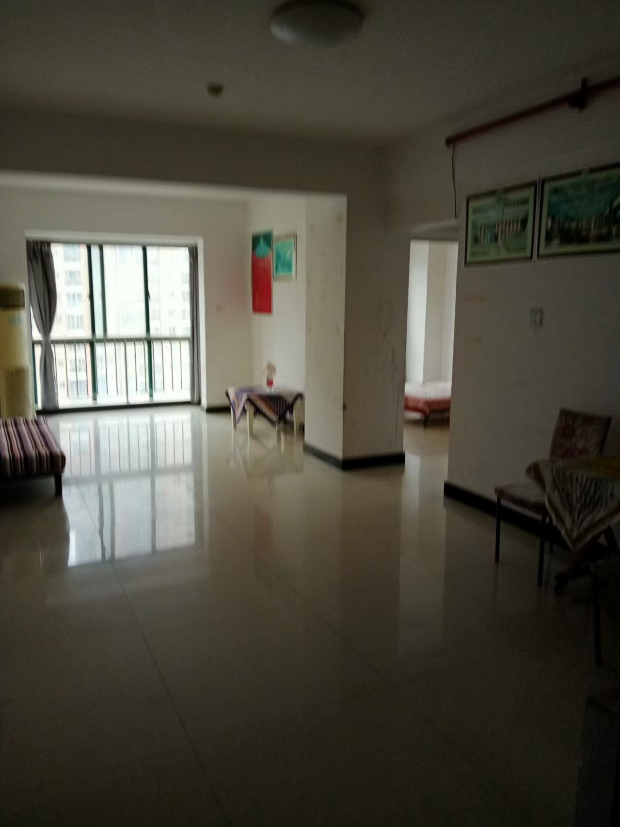 华天LOHO小镇 1室1厅1卫 1000.0元/月 华天LOHO小镇 1室1厅1卫 1000.0元/月室内图