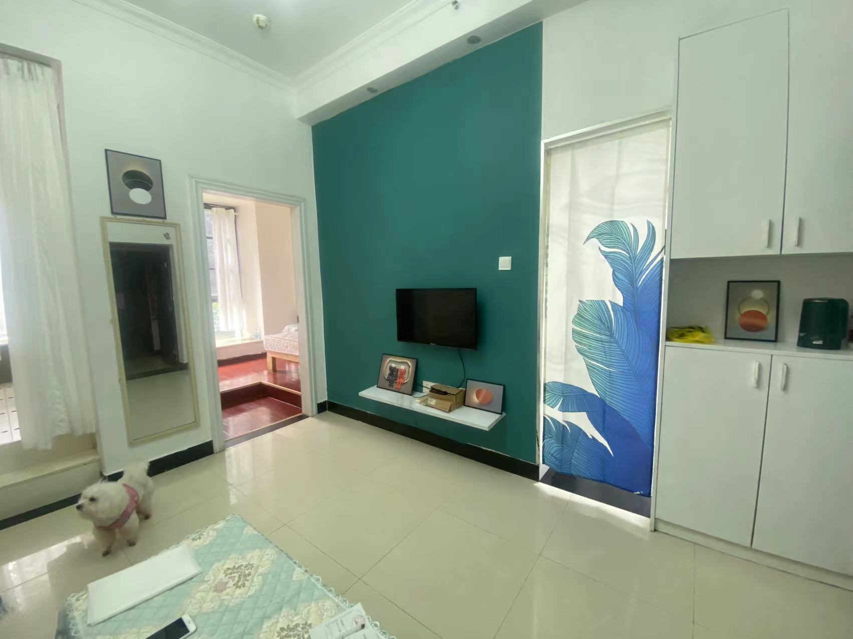 中建芙蓉工社 2室1厅1卫 1400.0元/月 中建芙蓉工社 2室1厅1卫 1400.0元/月室内图