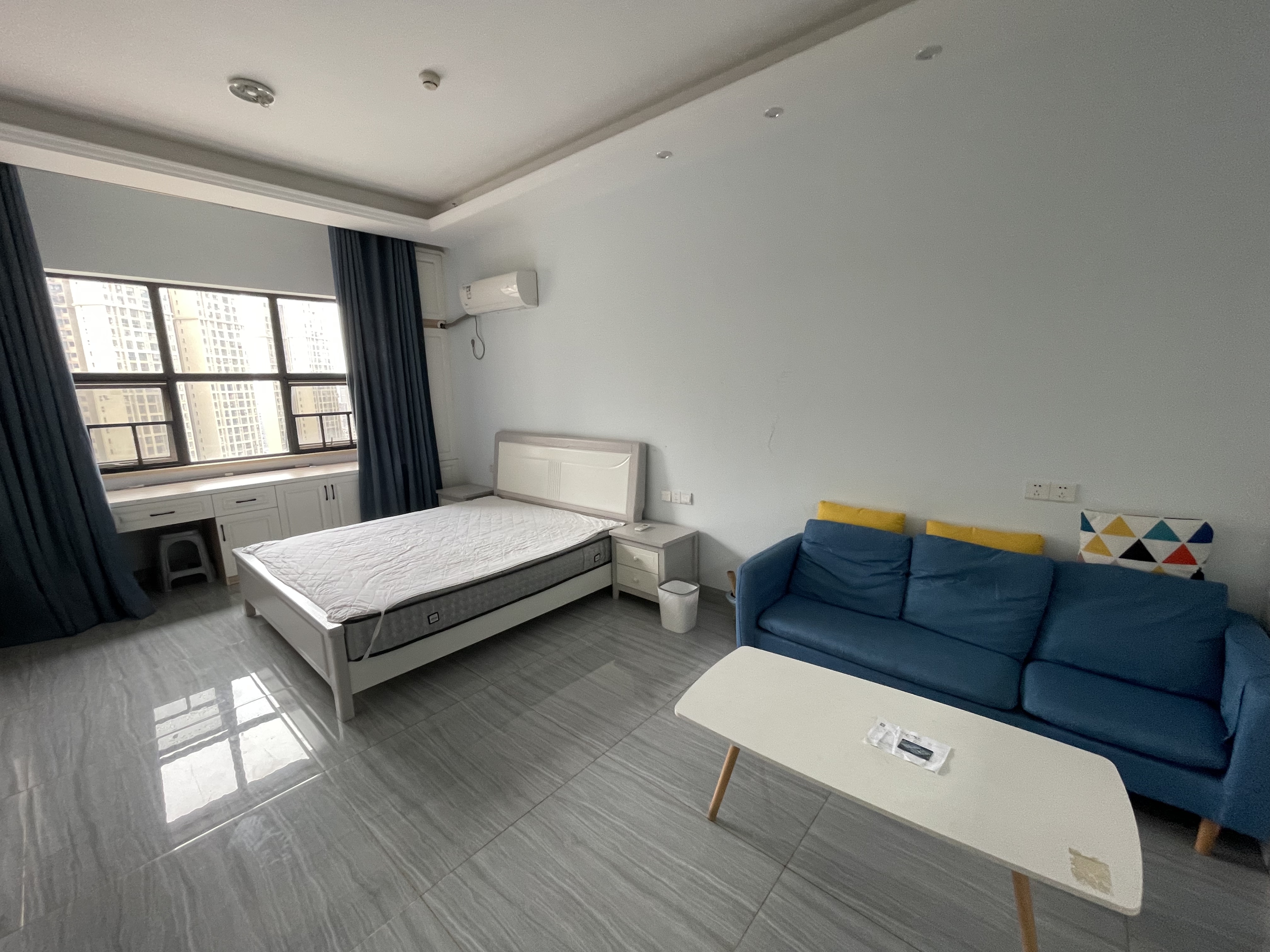 华晨御园 1室1厅1卫 1500.0元/月 华晨御园 1室1厅1卫 1500.0元/月室内图