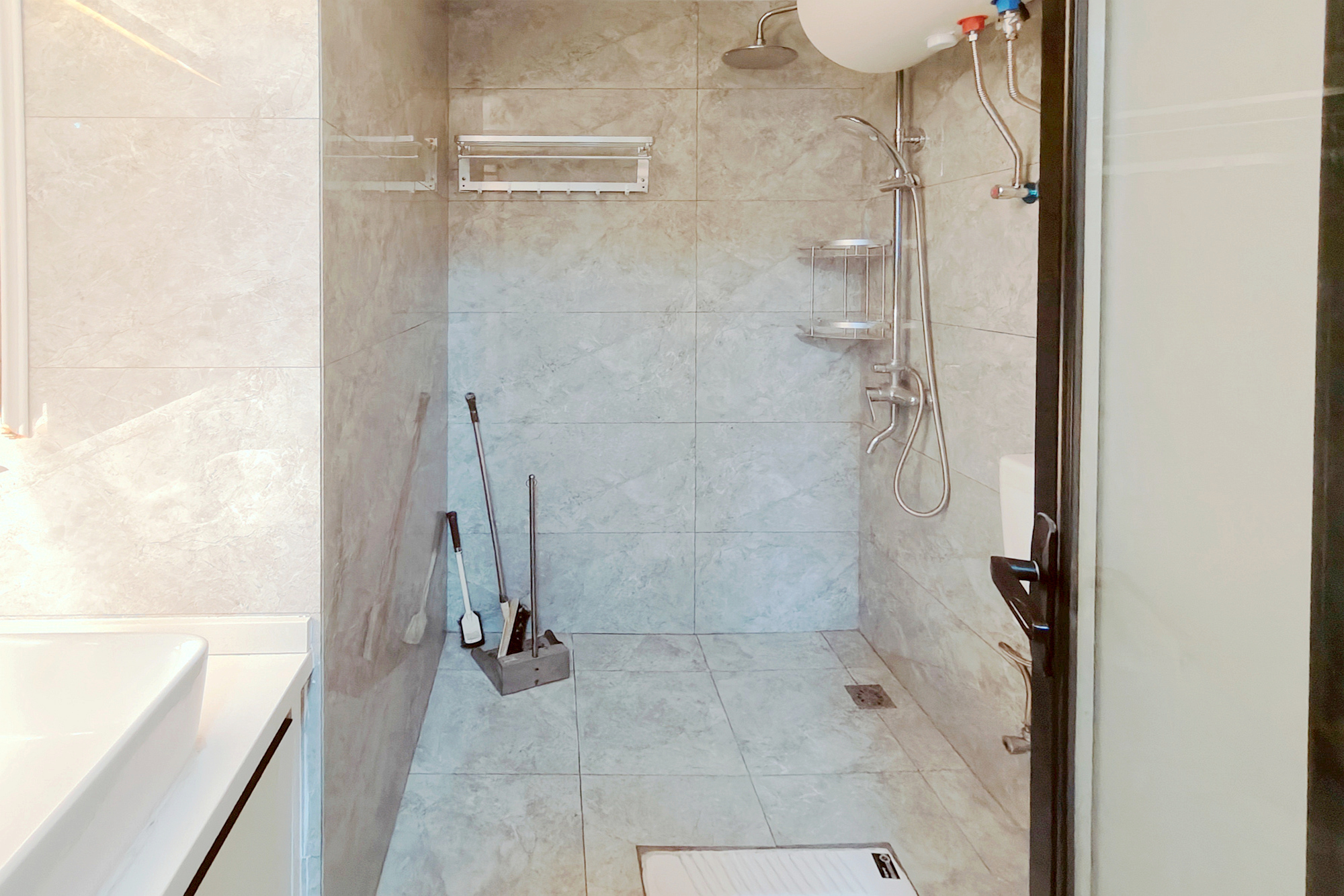 城市时光 1室1厅1卫 30.8万 城市时光 1室1厅1卫 30.8万其他