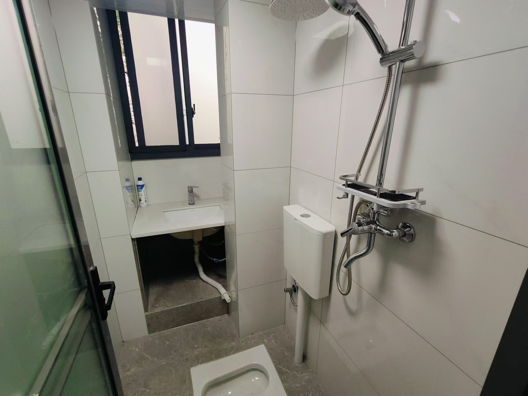 601红卫村 2室1厅1卫 1000.0元/月 601红卫村 2室1厅1卫 1000.0元/月室内图