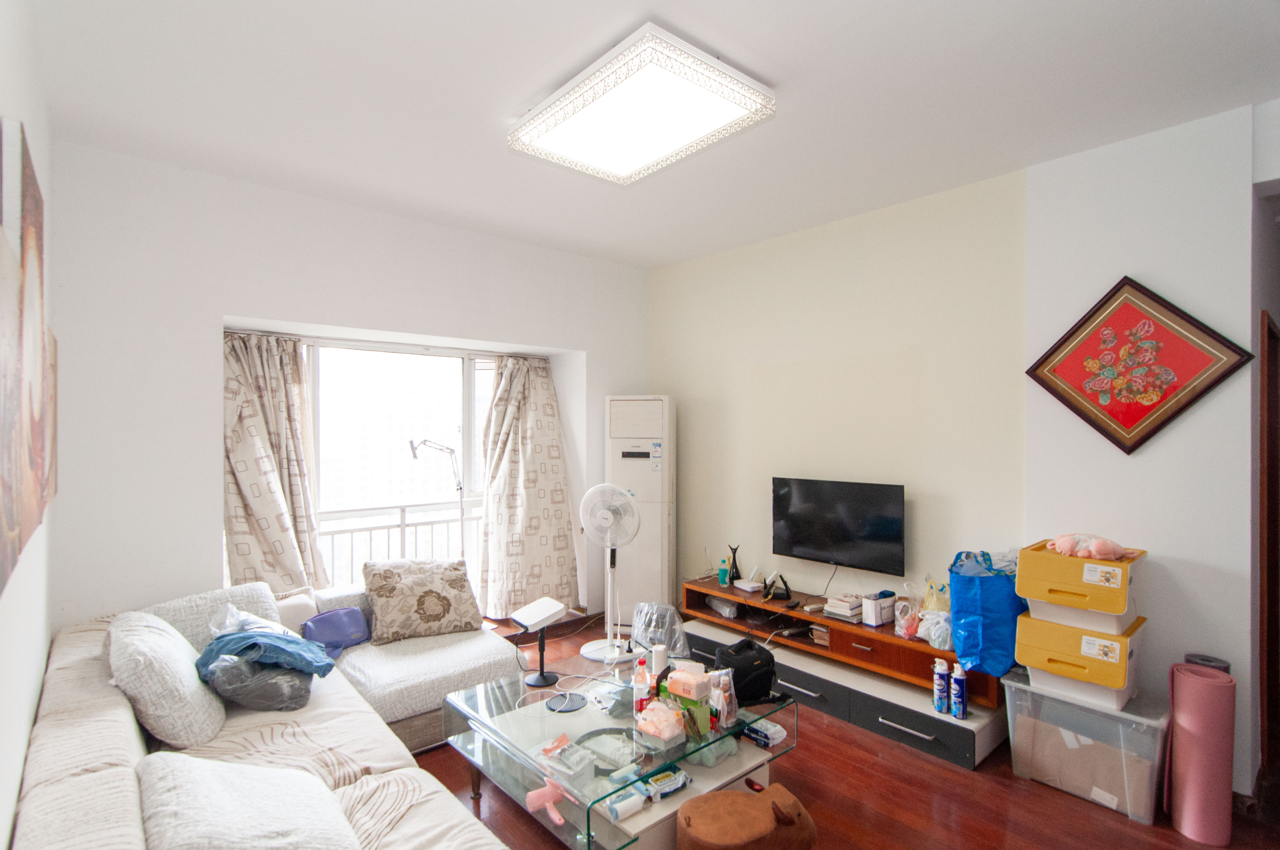 西点公园里 2室2厅1卫 98.0万 西点公园里 2室2厅1卫 98.0万客厅