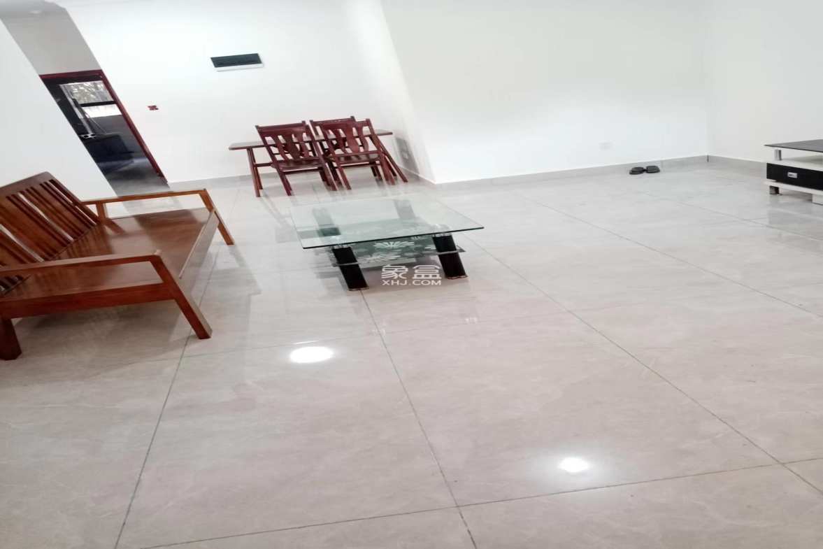 滨江花园 3室2厅1卫 1500.00元/月 滨江花园 3室2厅1卫 1500.00元/月室内图