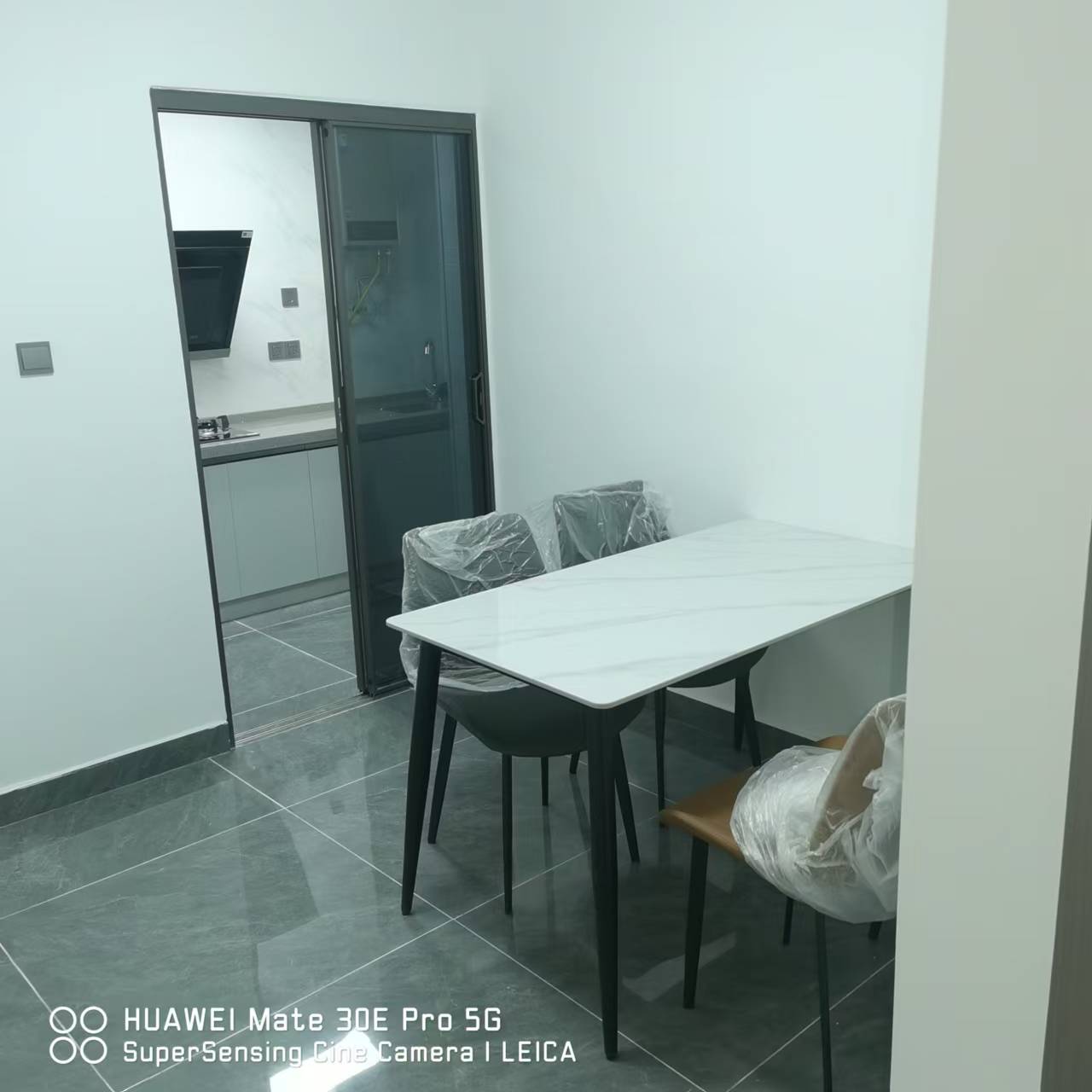 星语林南壹号 4室2厅2卫 2800.0元/月 星语林南壹号 4室2厅2卫 2800.0元/月室内图