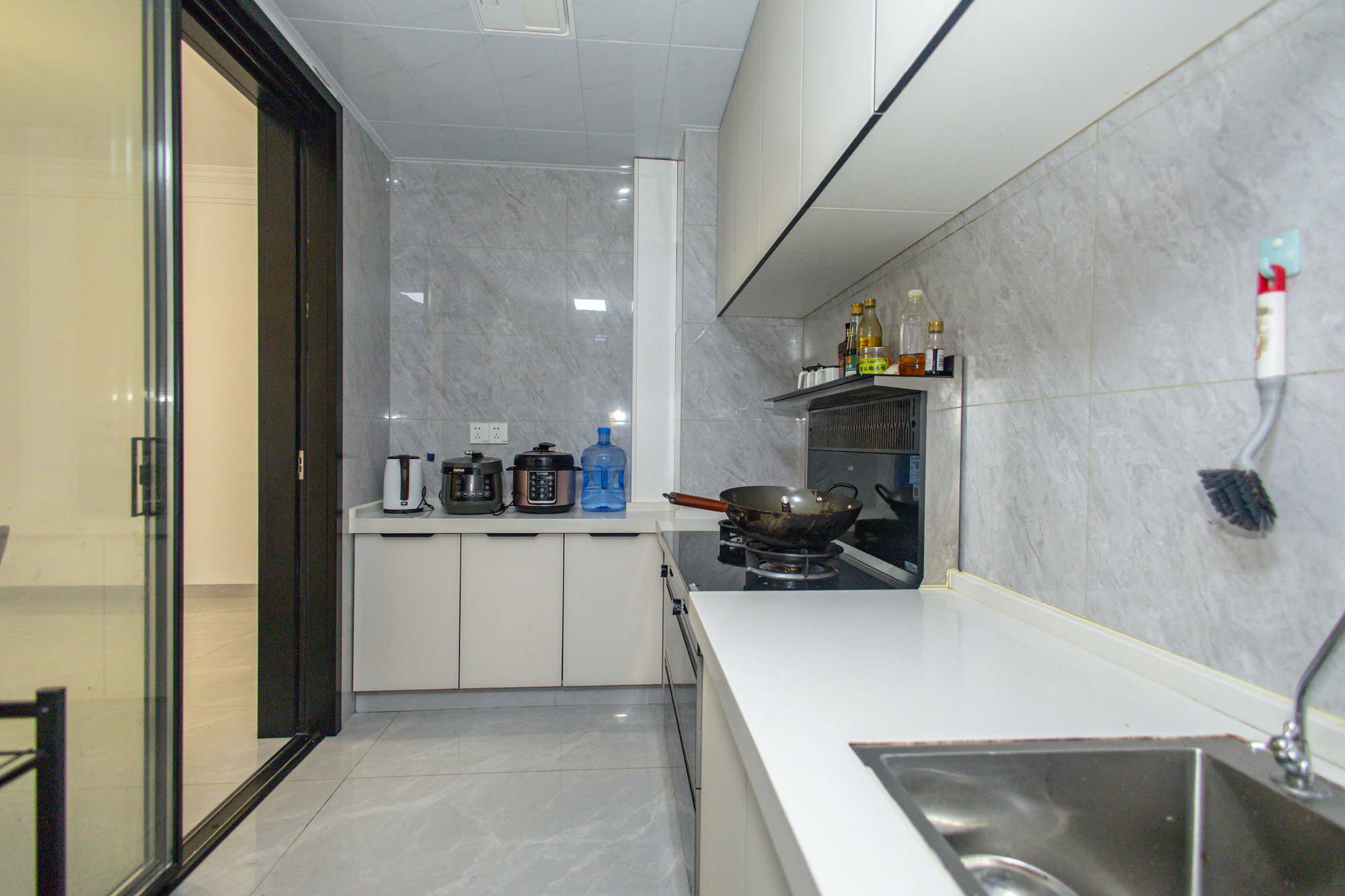 盛地东方芯府 3室2厅2卫 79.8万 盛地东方芯府 3室2厅2卫 79.8万厨房