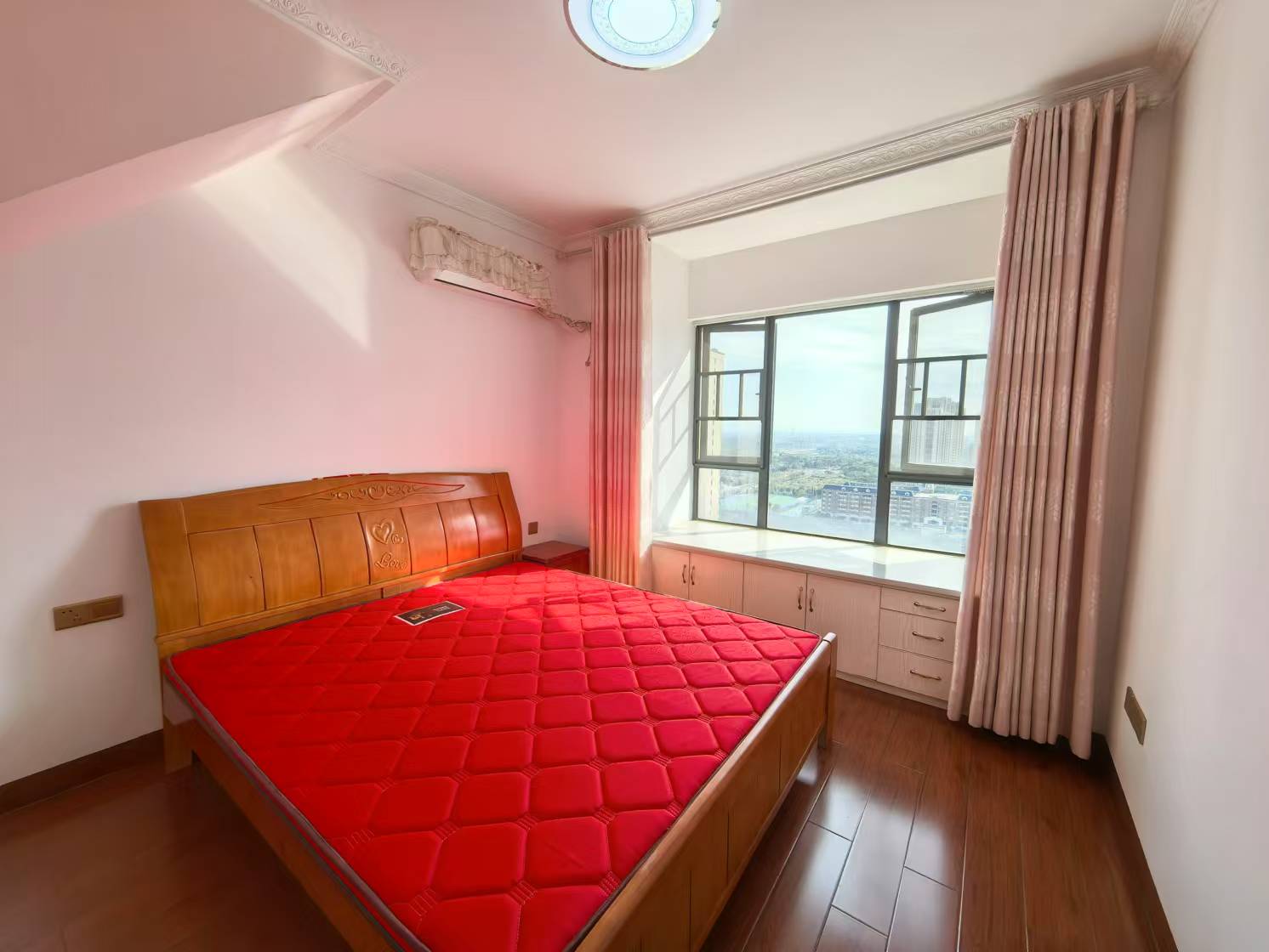 春藤小镇 3室2厅1卫 86.8万 春藤小镇 3室2厅1卫 86.8万室内图