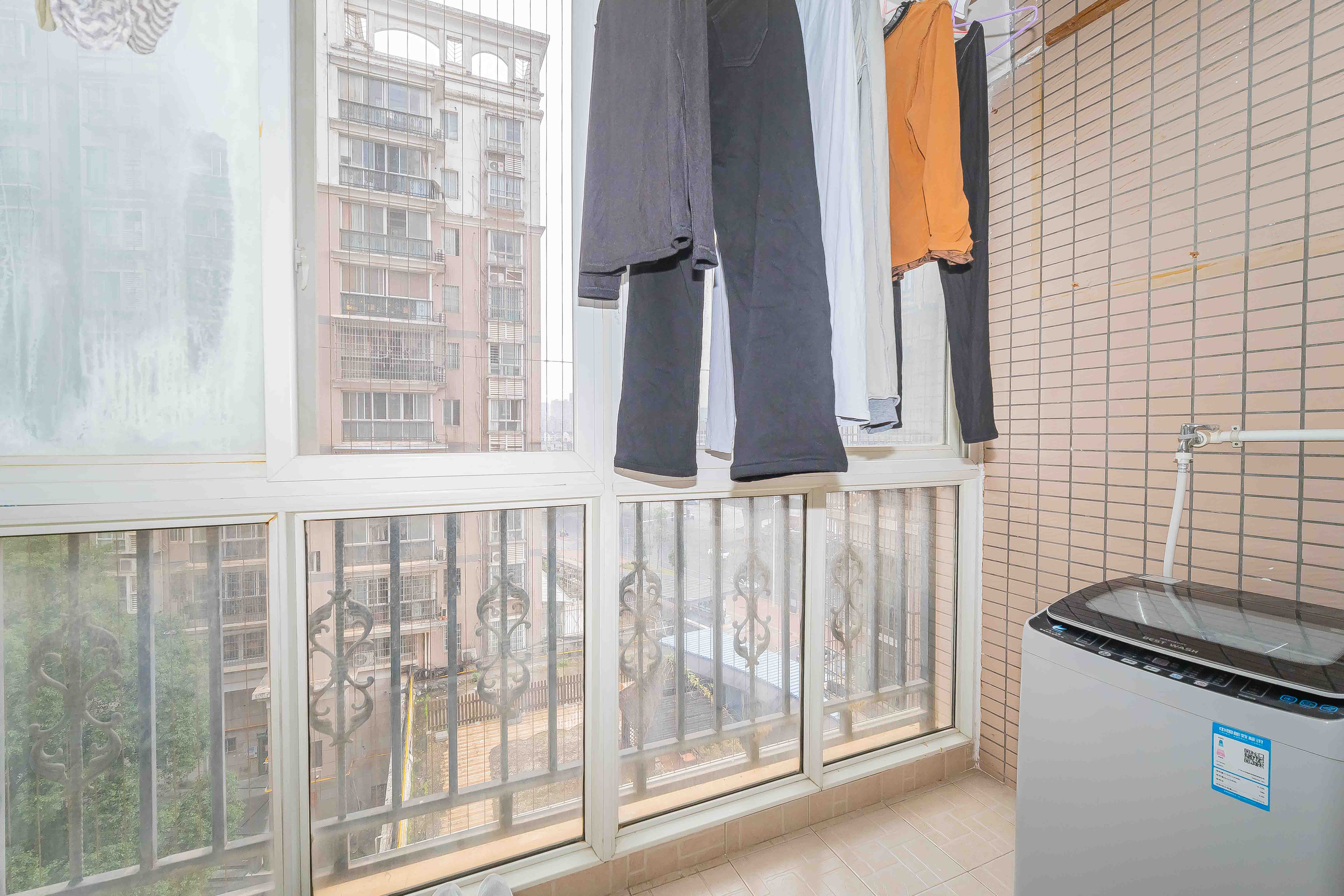 城市山水豪园（山水城市风景）  3室2厅2卫   125.00万其他