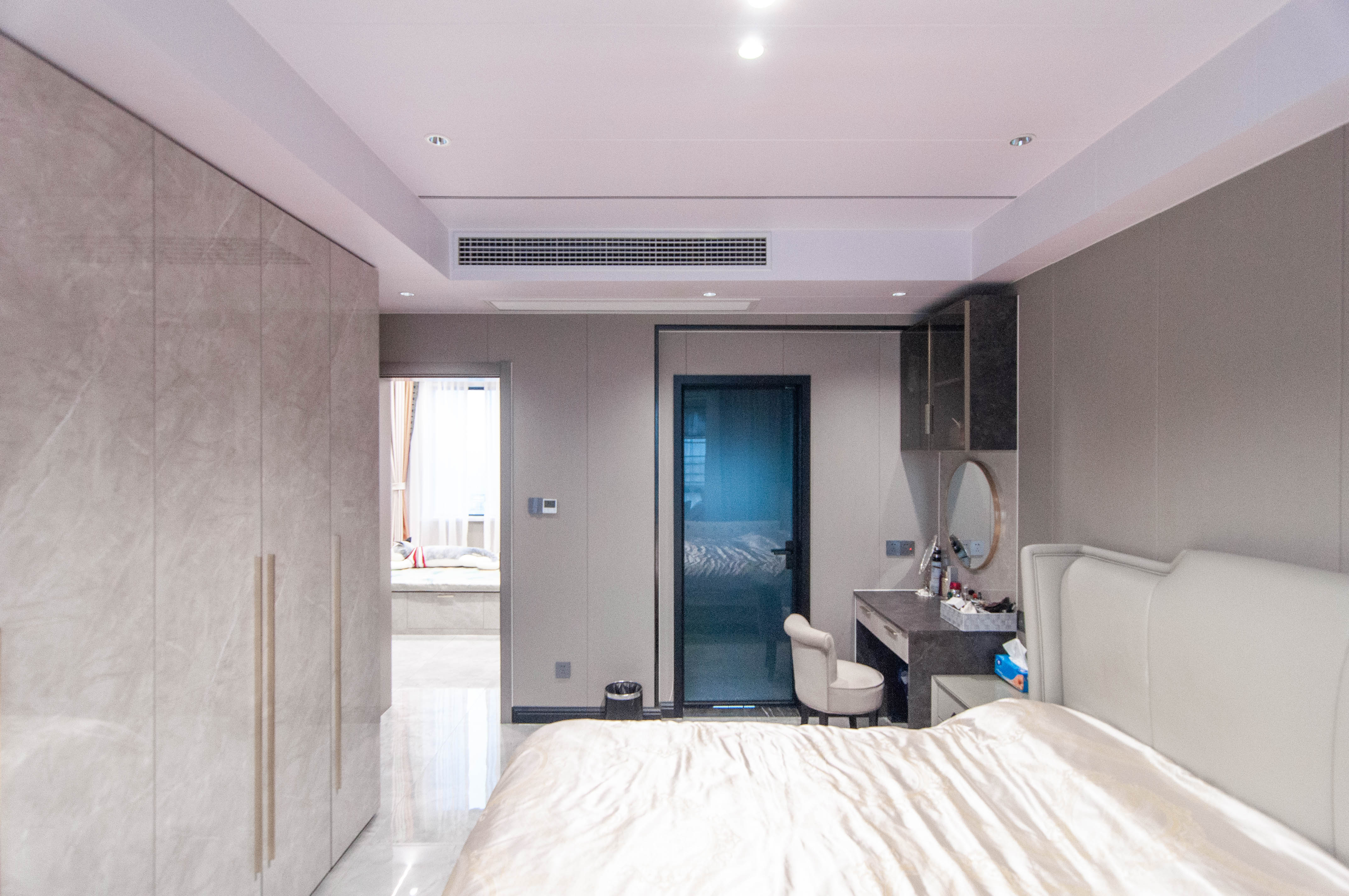 中建梅溪湖中心  4室2厅2卫   268.00万其他