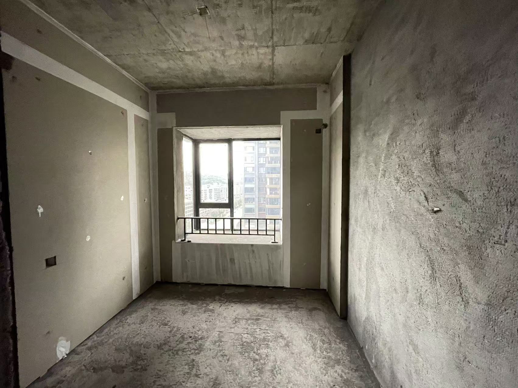 宁邦中心(二期公园里) 4室2厅2卫 73.8万 宁邦中心(二期公园里) 4室2厅2卫 73.8万室内图