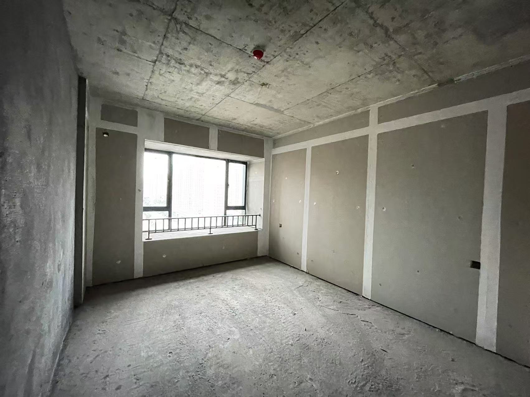 宁邦中心(二期公园里) 4室2厅2卫 73.8万 宁邦中心(二期公园里) 4室2厅2卫 73.8万室内图