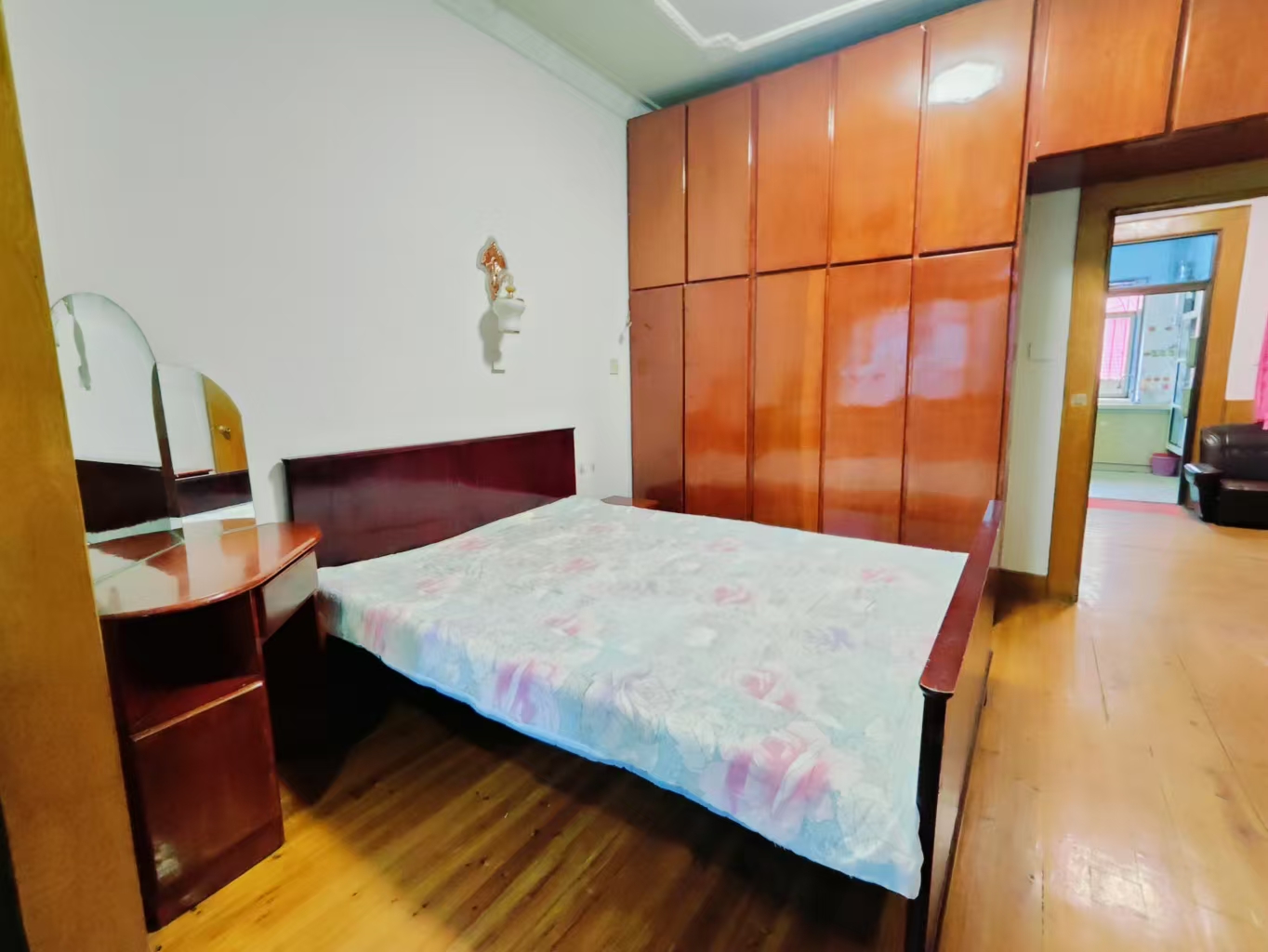 学堂冲二村体育路48号 2室2厅1卫 22.8万 学堂冲二村体育路48号 2室2厅1卫 22.8万室内图