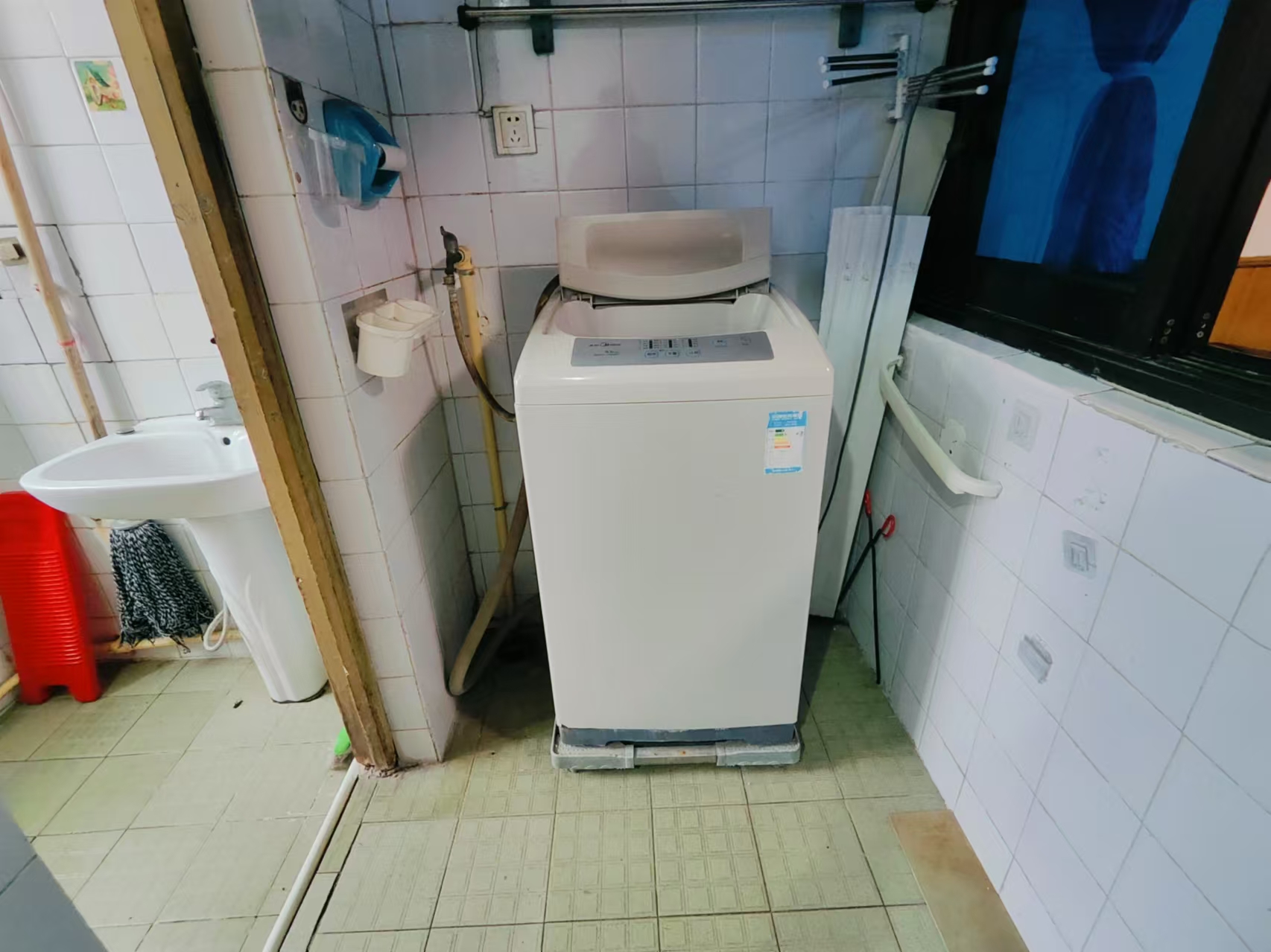 学堂冲二村体育路48号 2室2厅1卫 22.8万 学堂冲二村体育路48号 2室2厅1卫 22.8万室内图