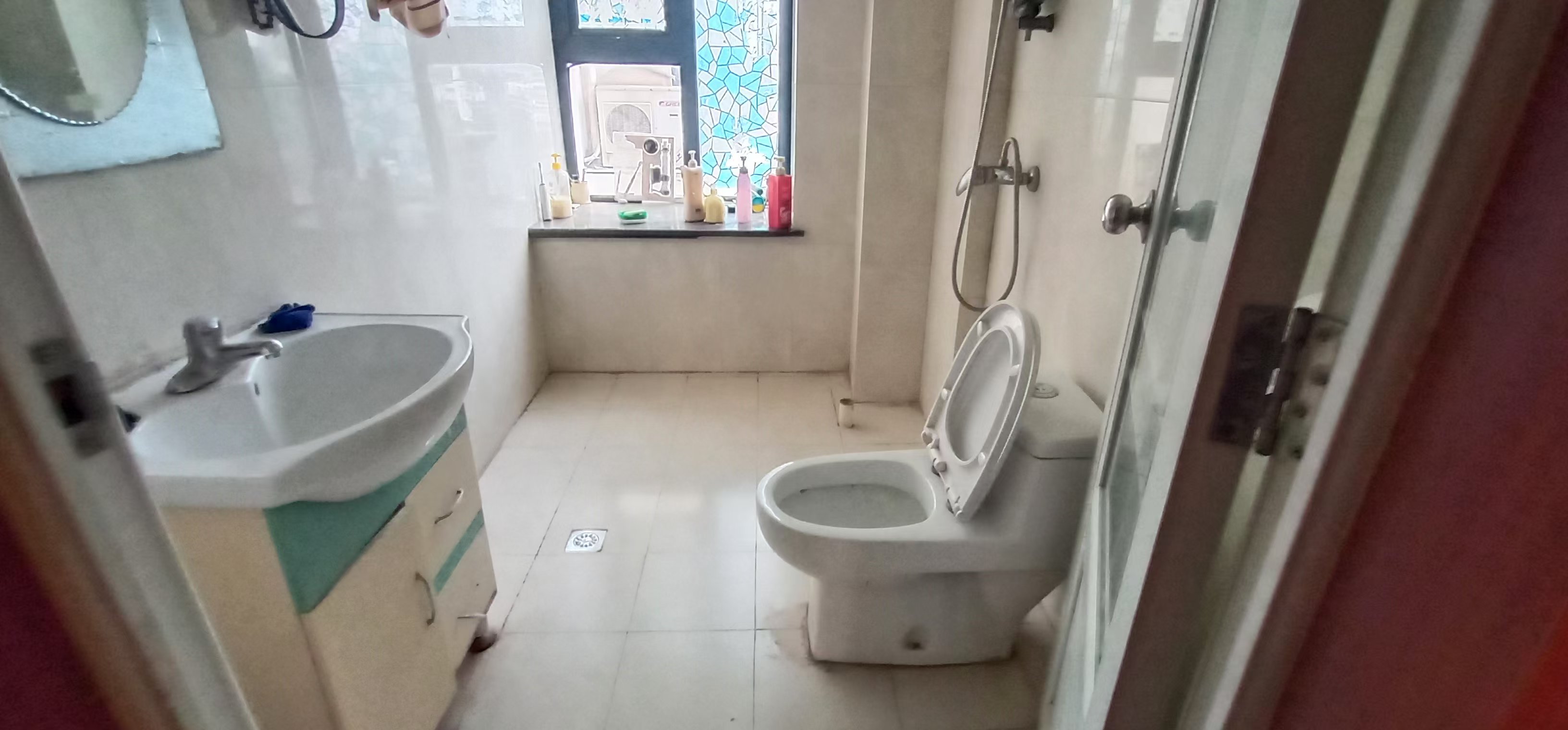 山水国际  3室2厅2卫    65.0万 山水国际  3室2厅2卫    65.0万室内图