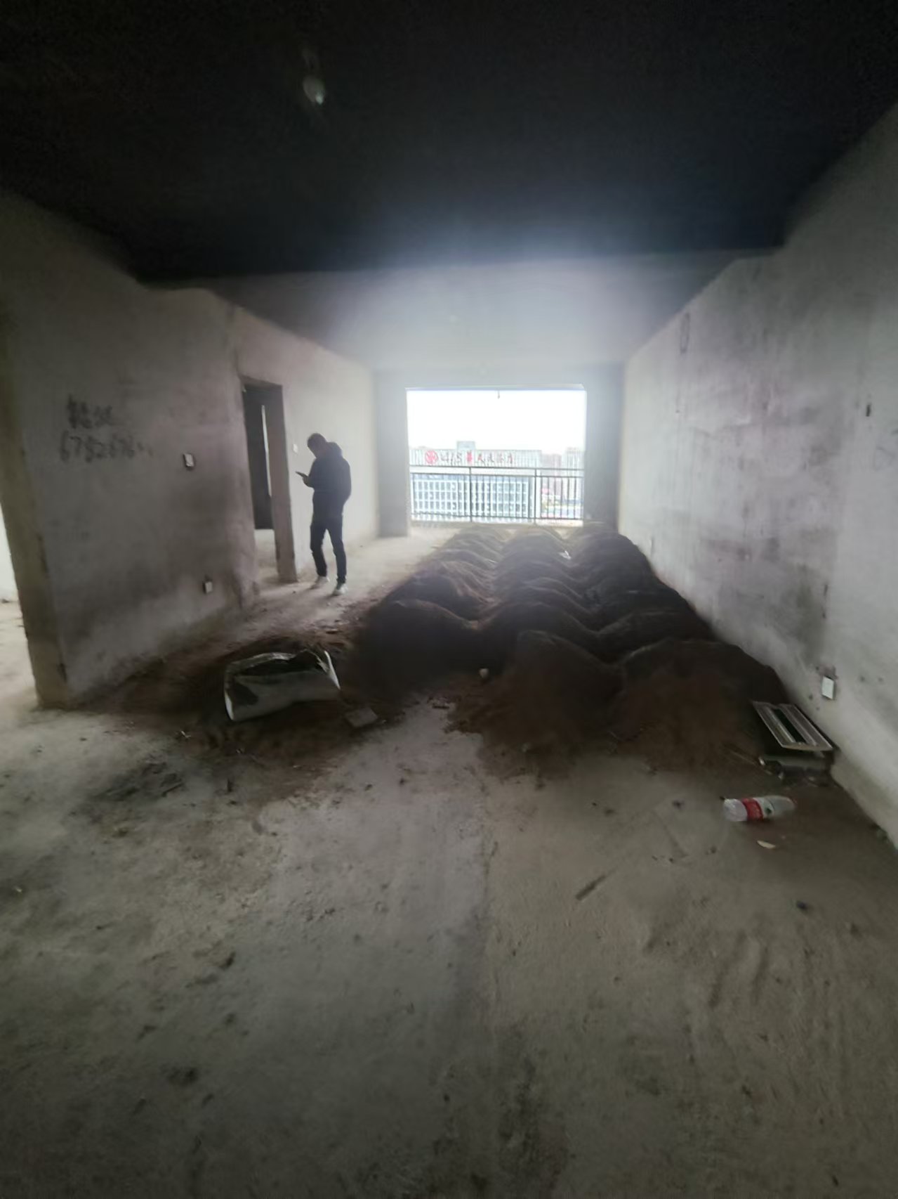 广源壹号  3室2厅2卫    60.0万室内图1