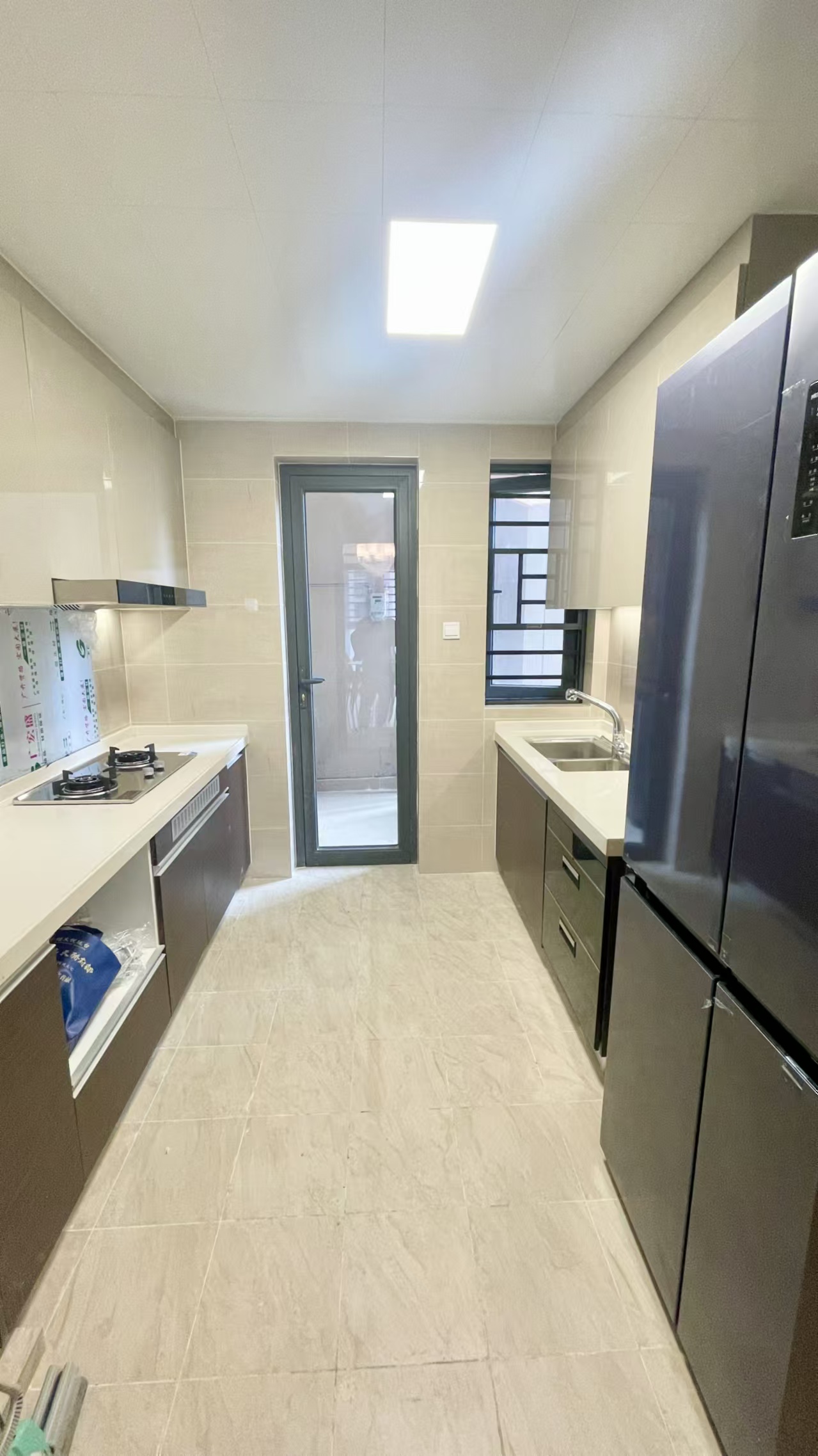 株洲恒大悦珑台 3室2厅2卫 2400.0元/月 株洲恒大悦珑台 3室2厅2卫 2400.0元/月室内图