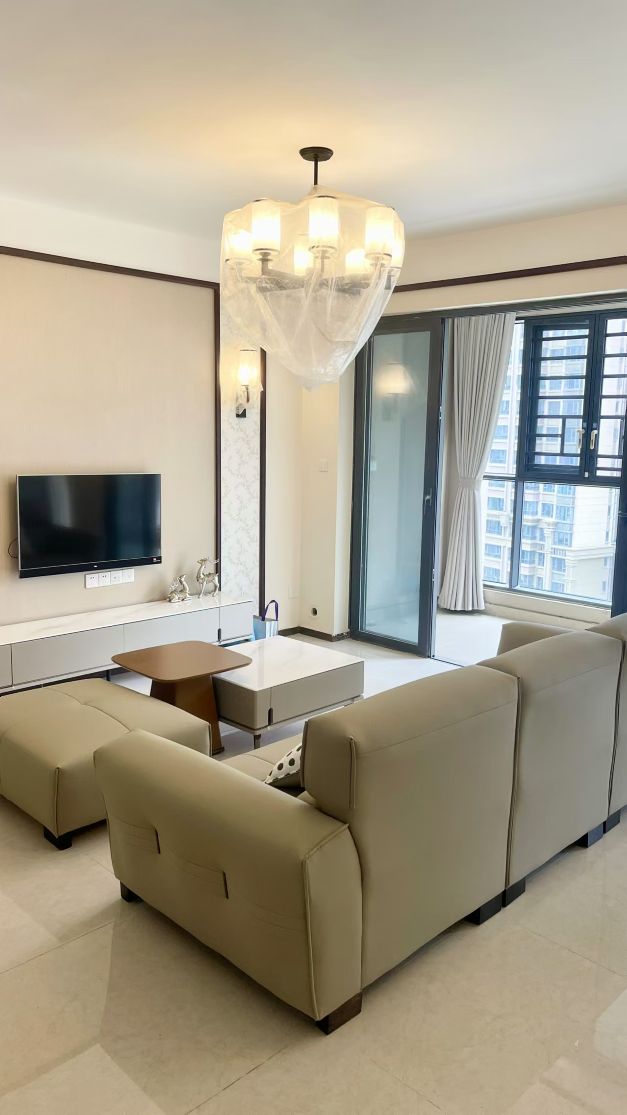 株洲恒大悦珑台 3室2厅2卫 2400.0元/月 株洲恒大悦珑台 3室2厅2卫 2400.0元/月室内图