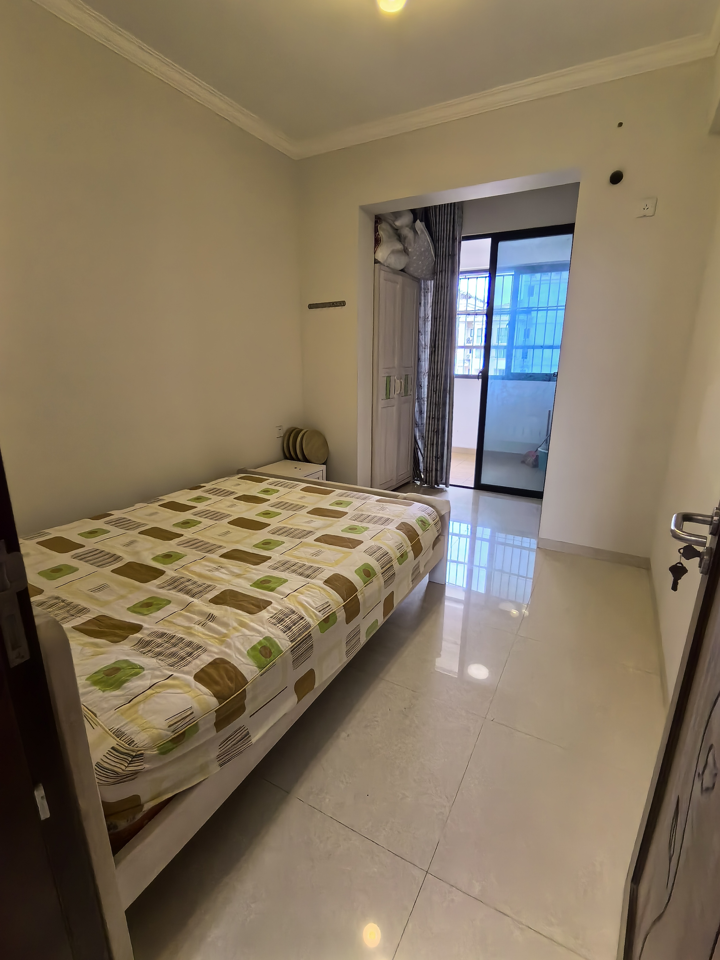 翡翠水城(住宅)  4室2厅2卫    198.0万 翡翠水城(住宅)  4室2厅2卫    198.0万室内图