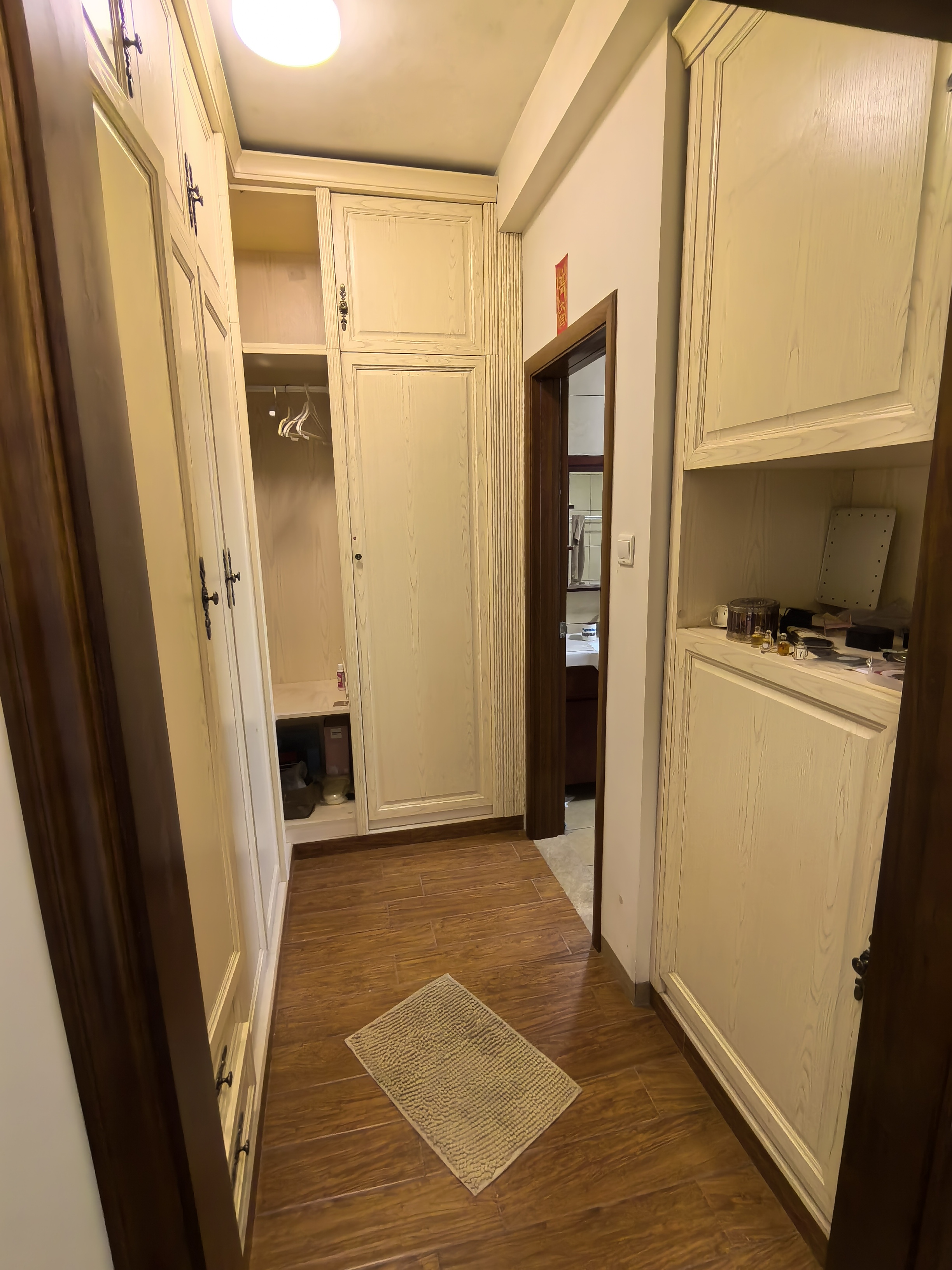 翡翠水城(住宅)  4室2厅2卫    198.0万 翡翠水城(住宅)  4室2厅2卫    198.0万小区图