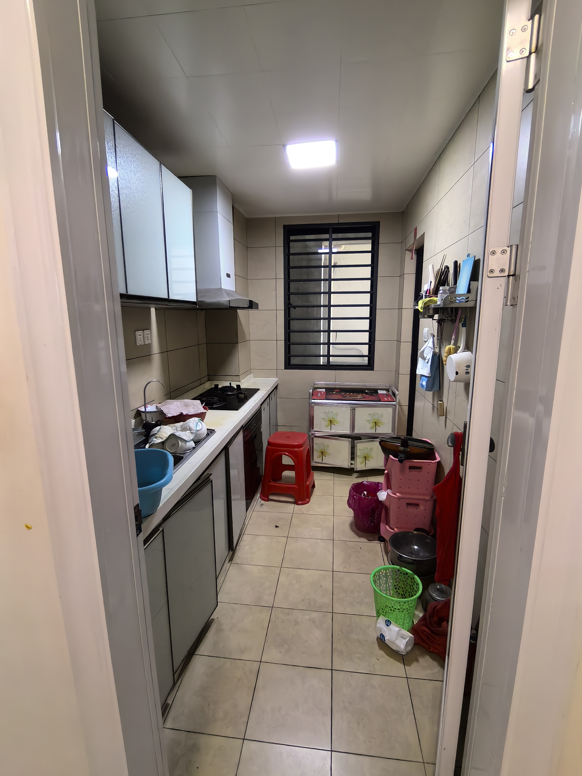 翡翠水城(住宅)  4室2厅2卫    198.0万 翡翠水城(住宅)  4室2厅2卫    198.0万小区图