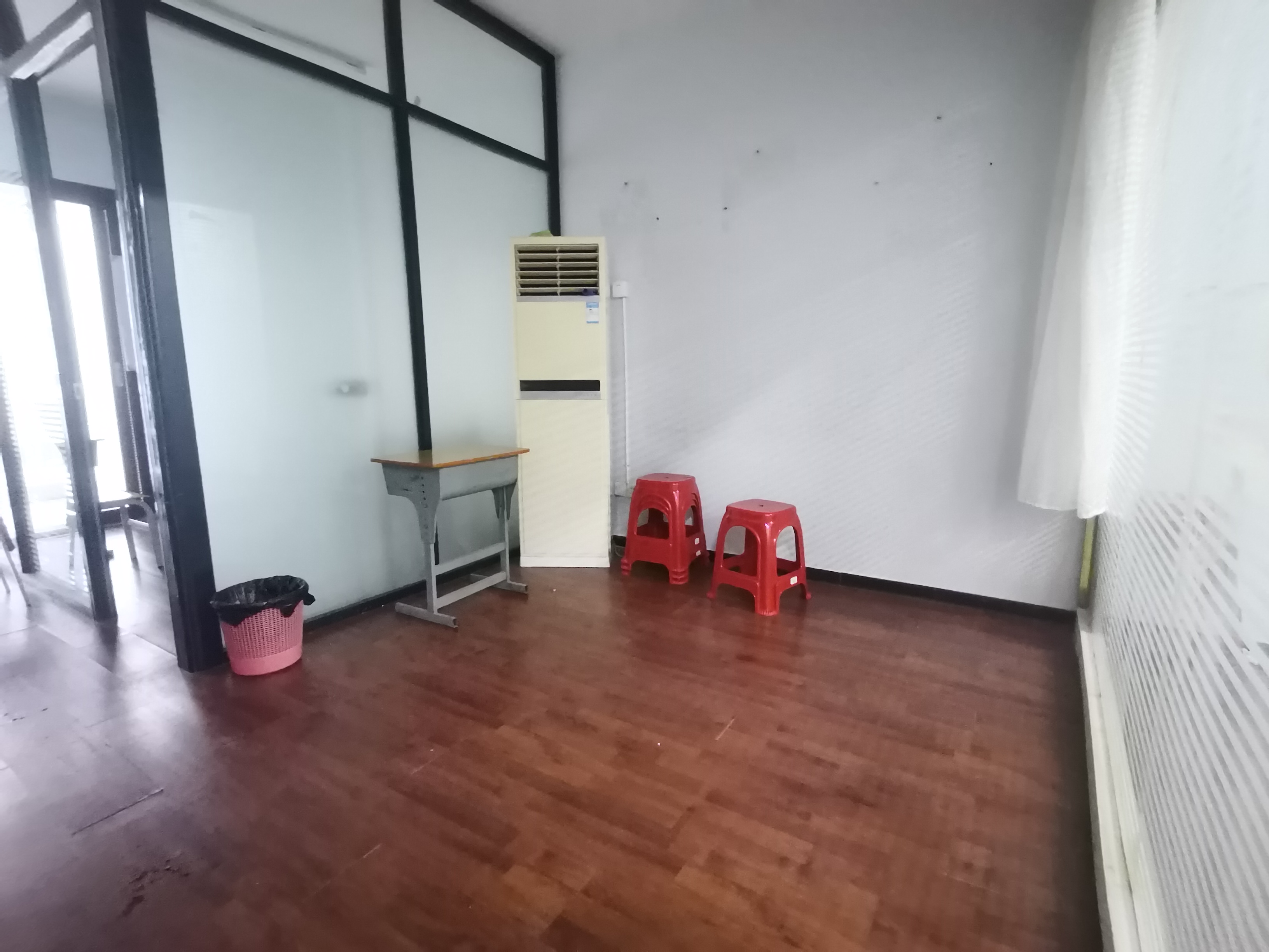 嘉盛奥美城 1室1厅1卫 2300.0元/月 嘉盛奥美城 1室1厅1卫 2300.0元/月室内图