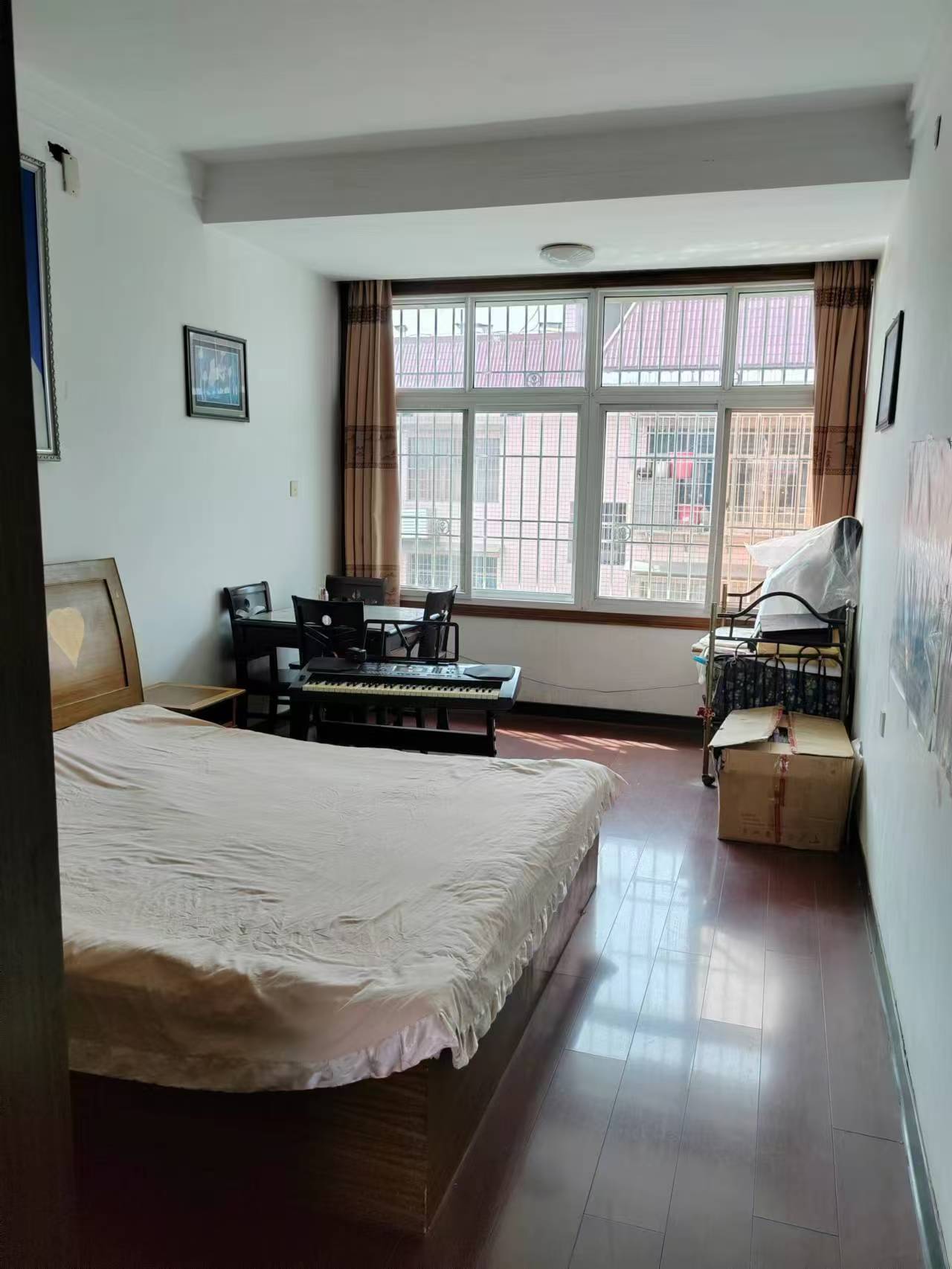 月塘生活小区  3室2厅2卫    40.0万室内图