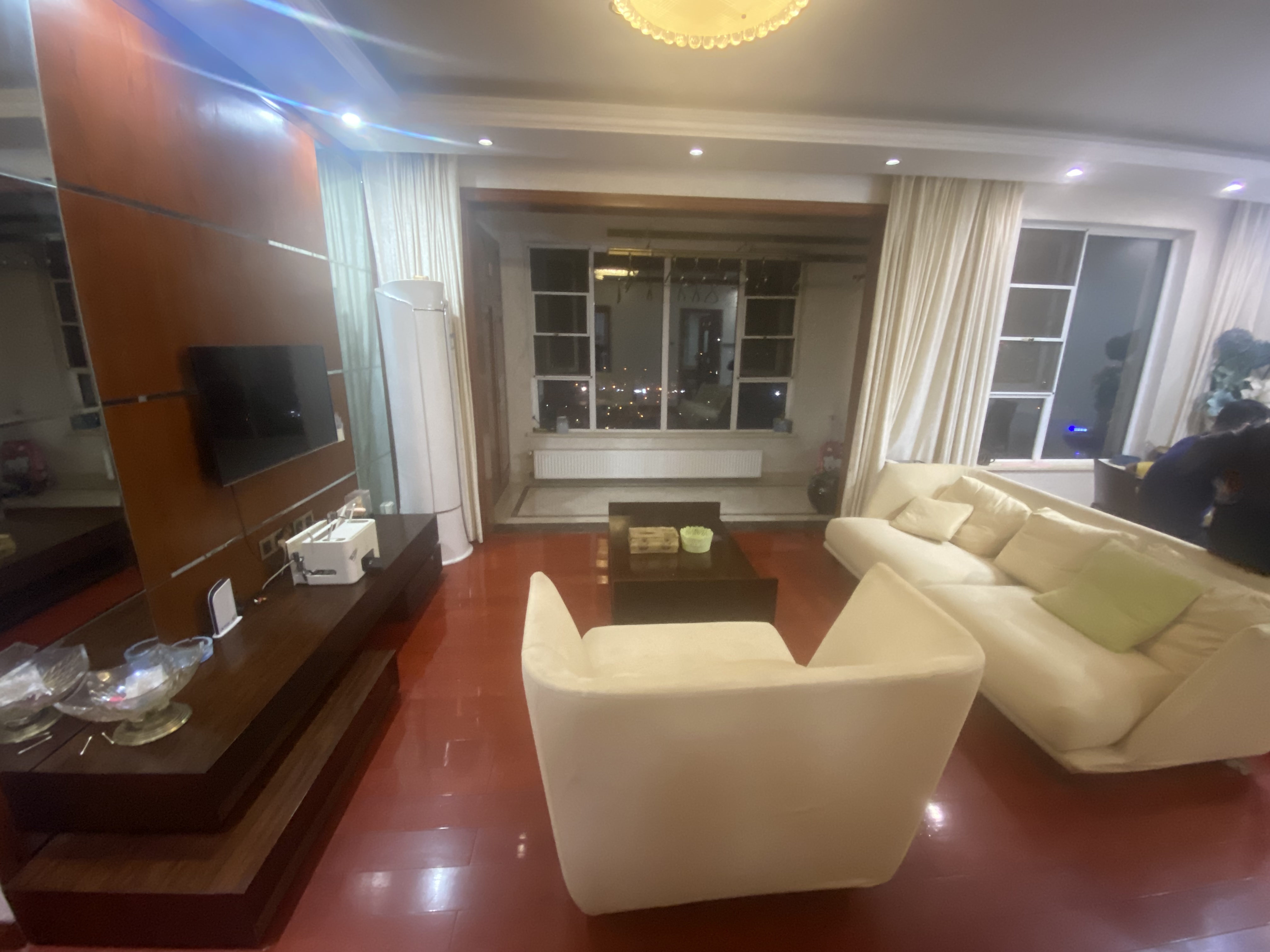 佳兆业金域天下三期 3室2厅2卫 1800.0元/月 佳兆业金域天下三期 3室2厅2卫 1800.0元/月室内图