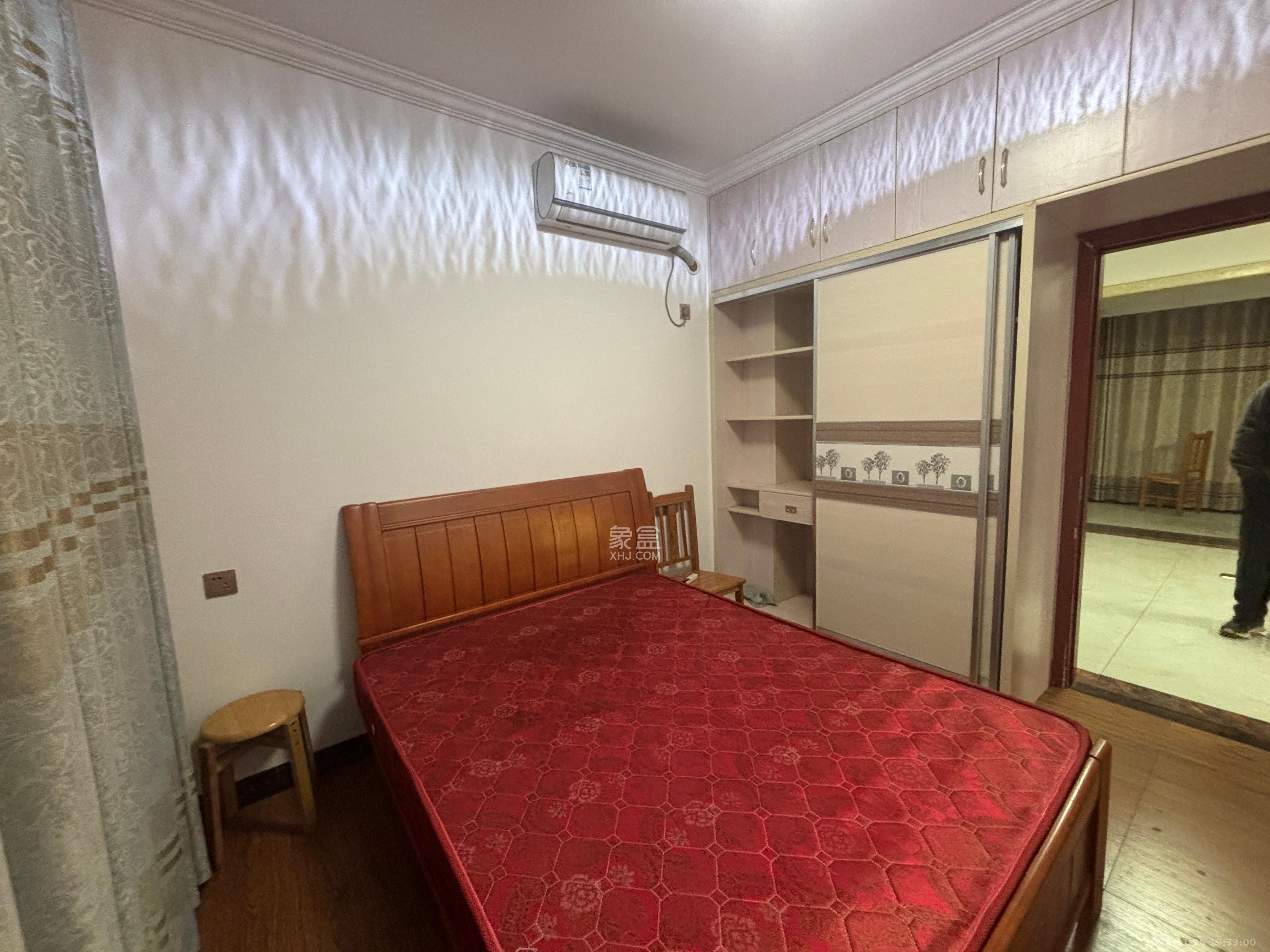 康桥长郡  3室2厅1卫    2000.0元/月 康桥长郡  3室2厅1卫    2000.0元/月室内图