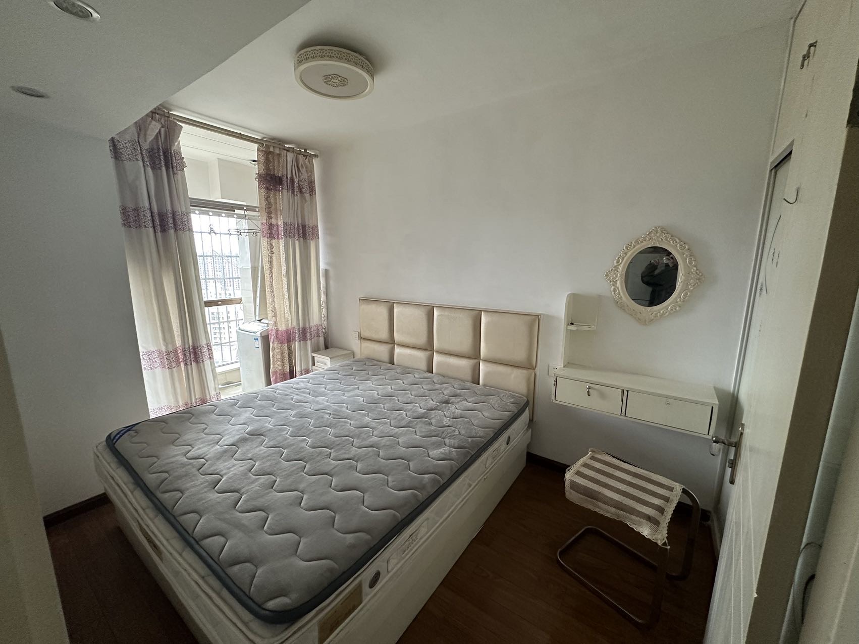 东方豪苑 1室0厅0卫 900.0元/月 东方豪苑 1室0厅0卫 900.0元/月室内图