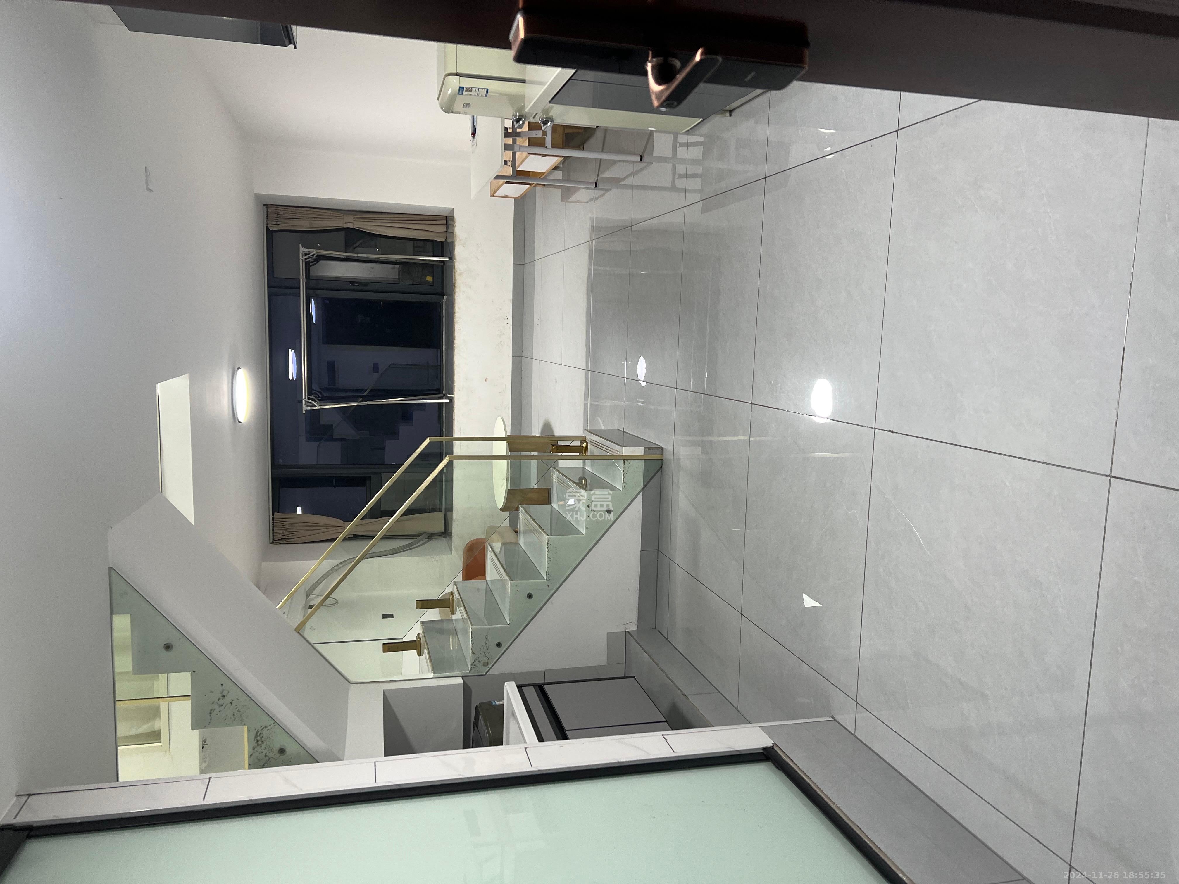 长燃润和天地(长润小区印湘江)  2室1厅1卫    1700.0元/月 长燃润和天地(长润小区印湘江)  2室1厅1卫    1700.0元/月