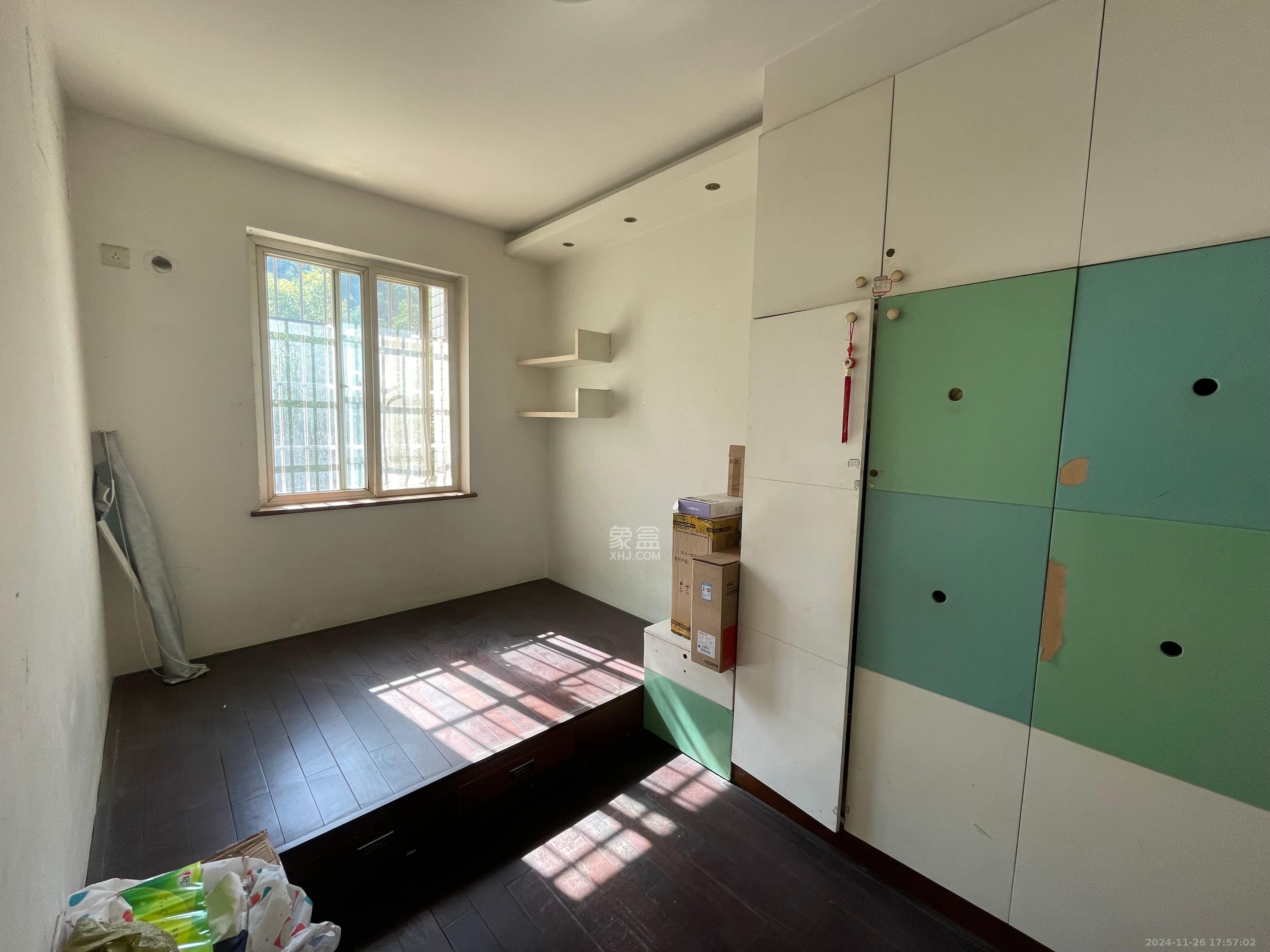 德馨园  4室2厅2卫    2000.0元/月 德馨园  4室2厅2卫    2000.0元/月室内图