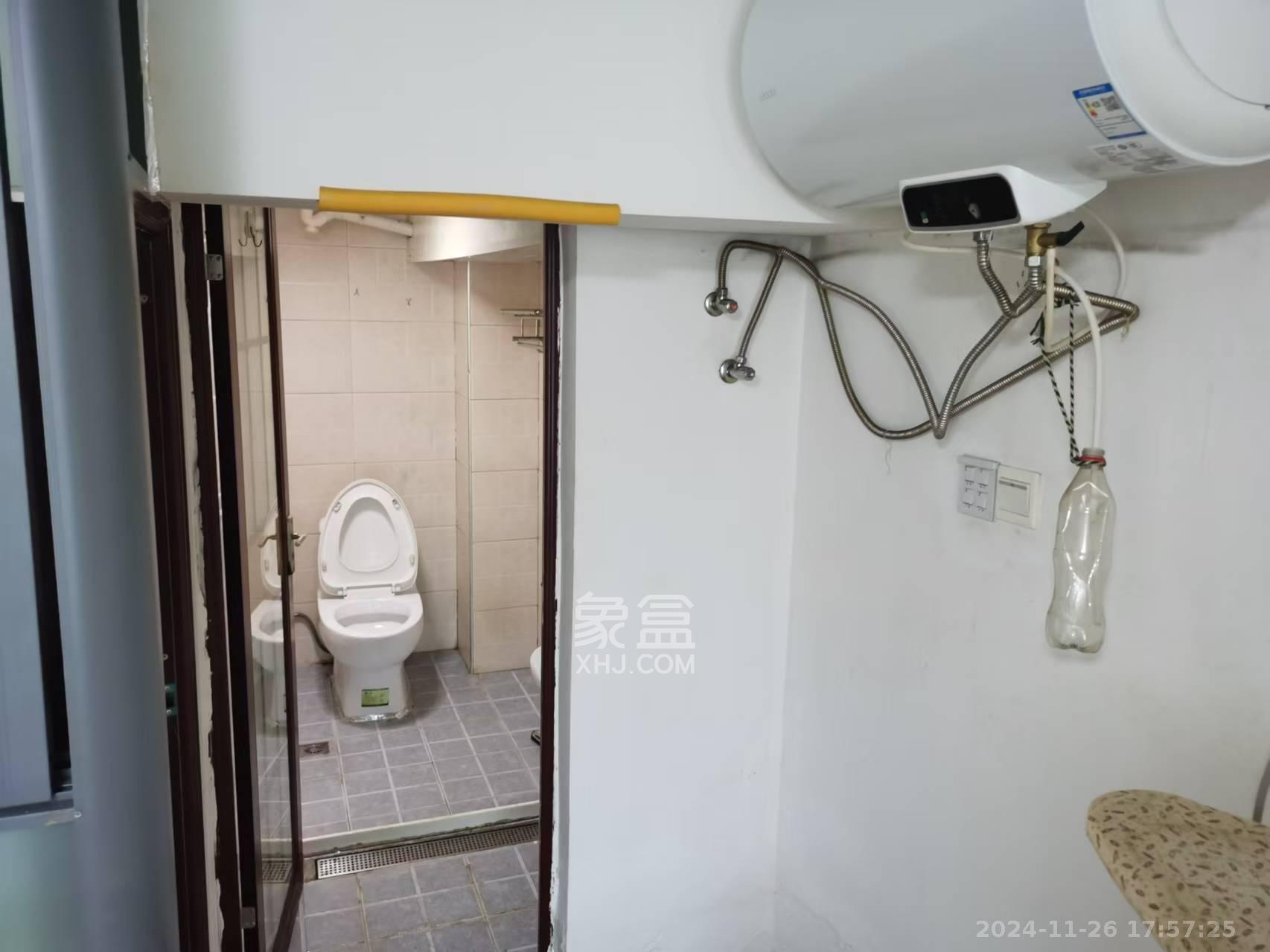 融圣国际  2室1厅1卫    2500.0元/月 融圣国际  2室1厅1卫    2500.0元/月室内图