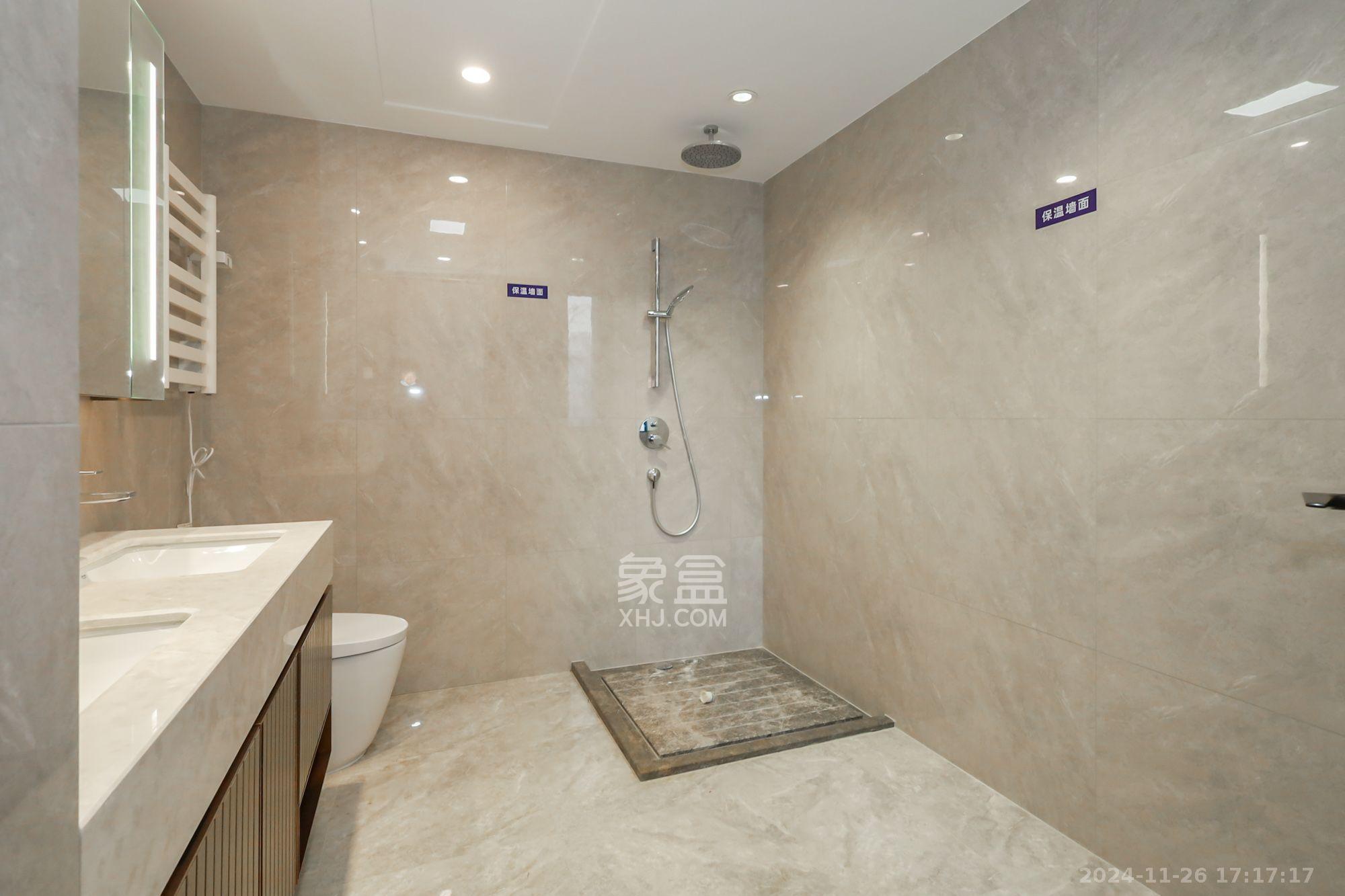 滨江府1913 4室2厅2卫 15000.0元/月 滨江府1913 4室2厅2卫 15000.0元/月室内图