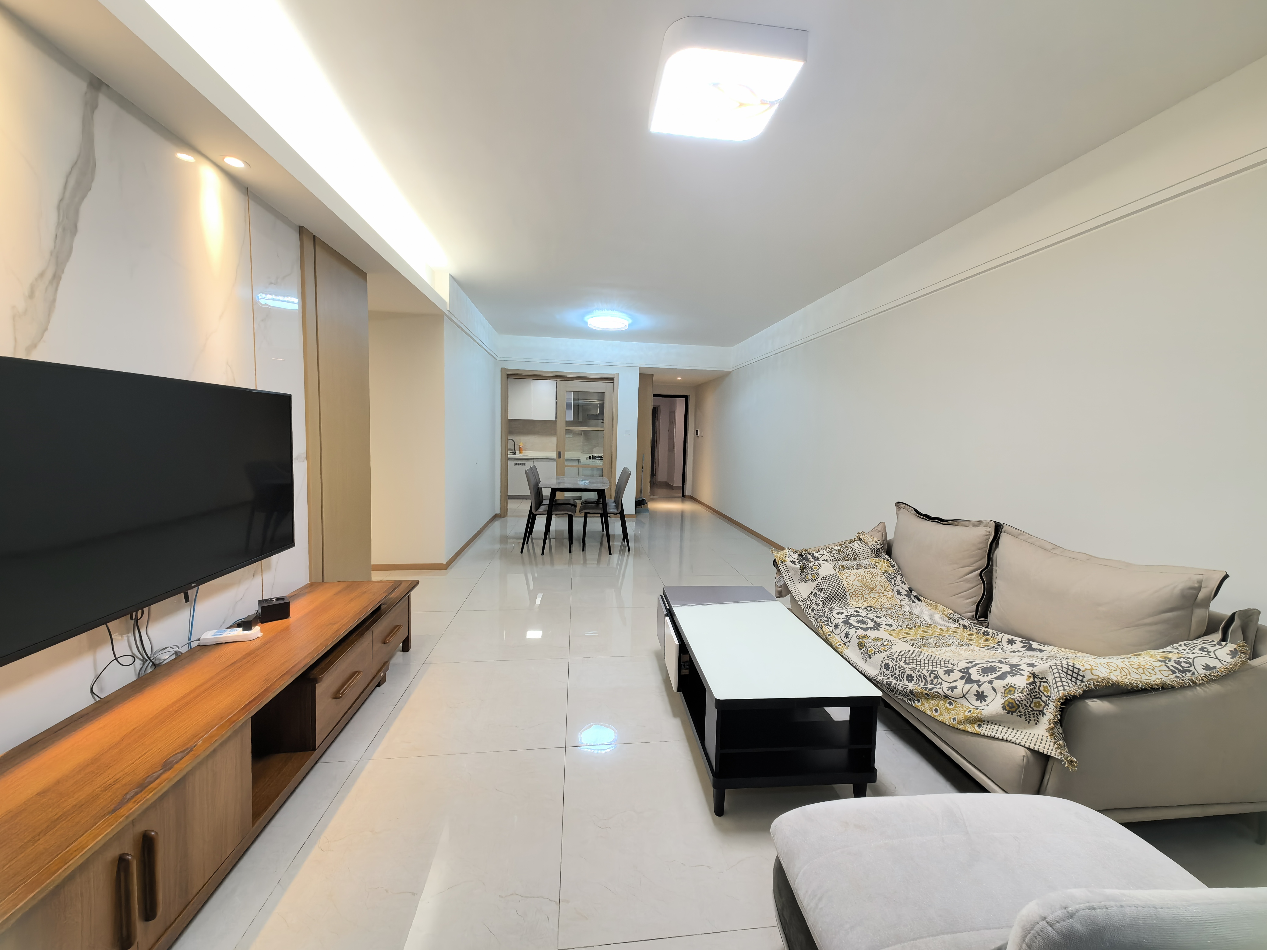 保利中央公园二期高层 1室0厅0卫 2300.0元/月 保利中央公园二期高层 1室0厅0卫 2300.0元/月室内图