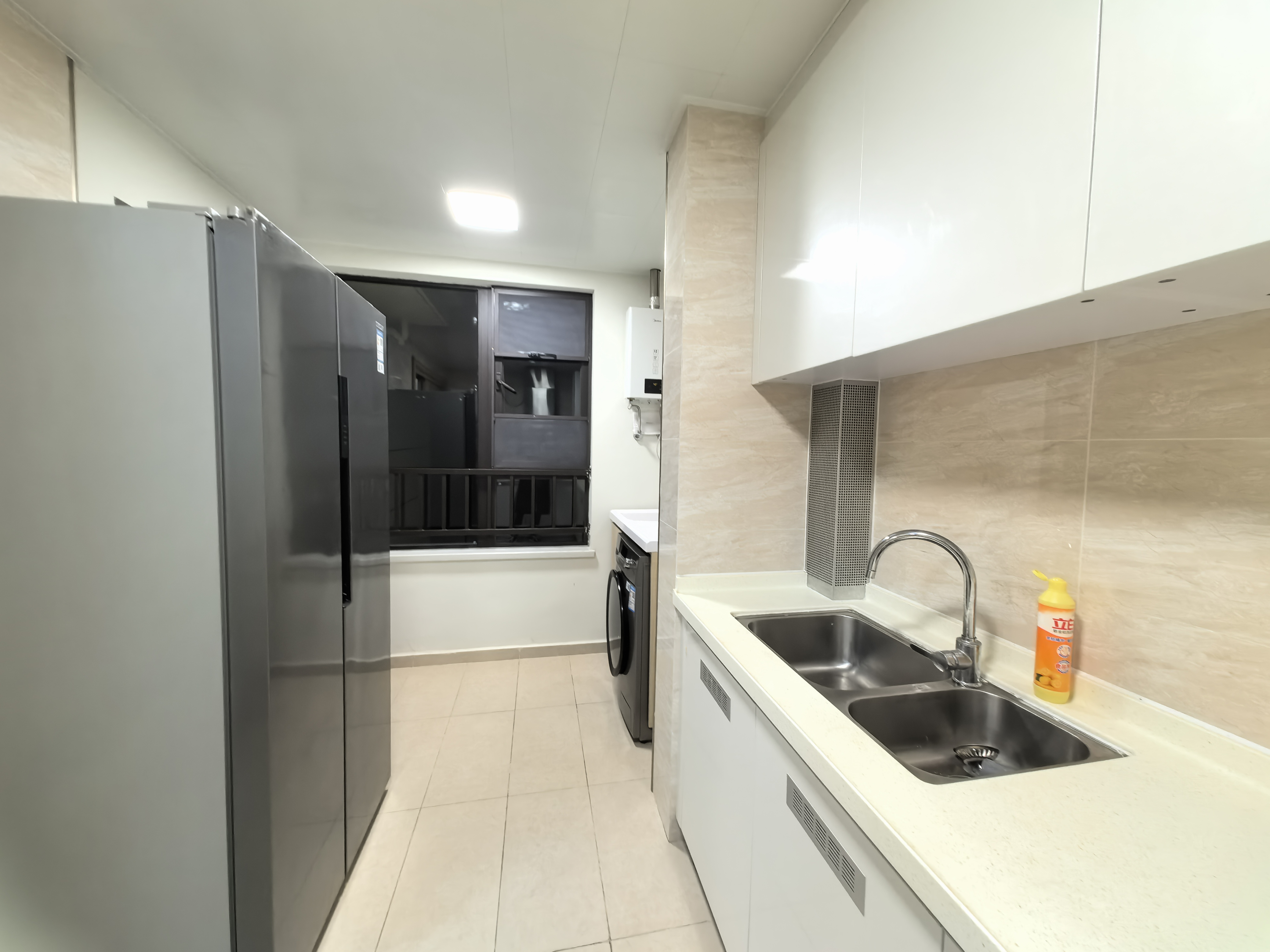 保利中央公园二期高层 1室0厅0卫 2300.0元/月 保利中央公园二期高层 1室0厅0卫 2300.0元/月室内图