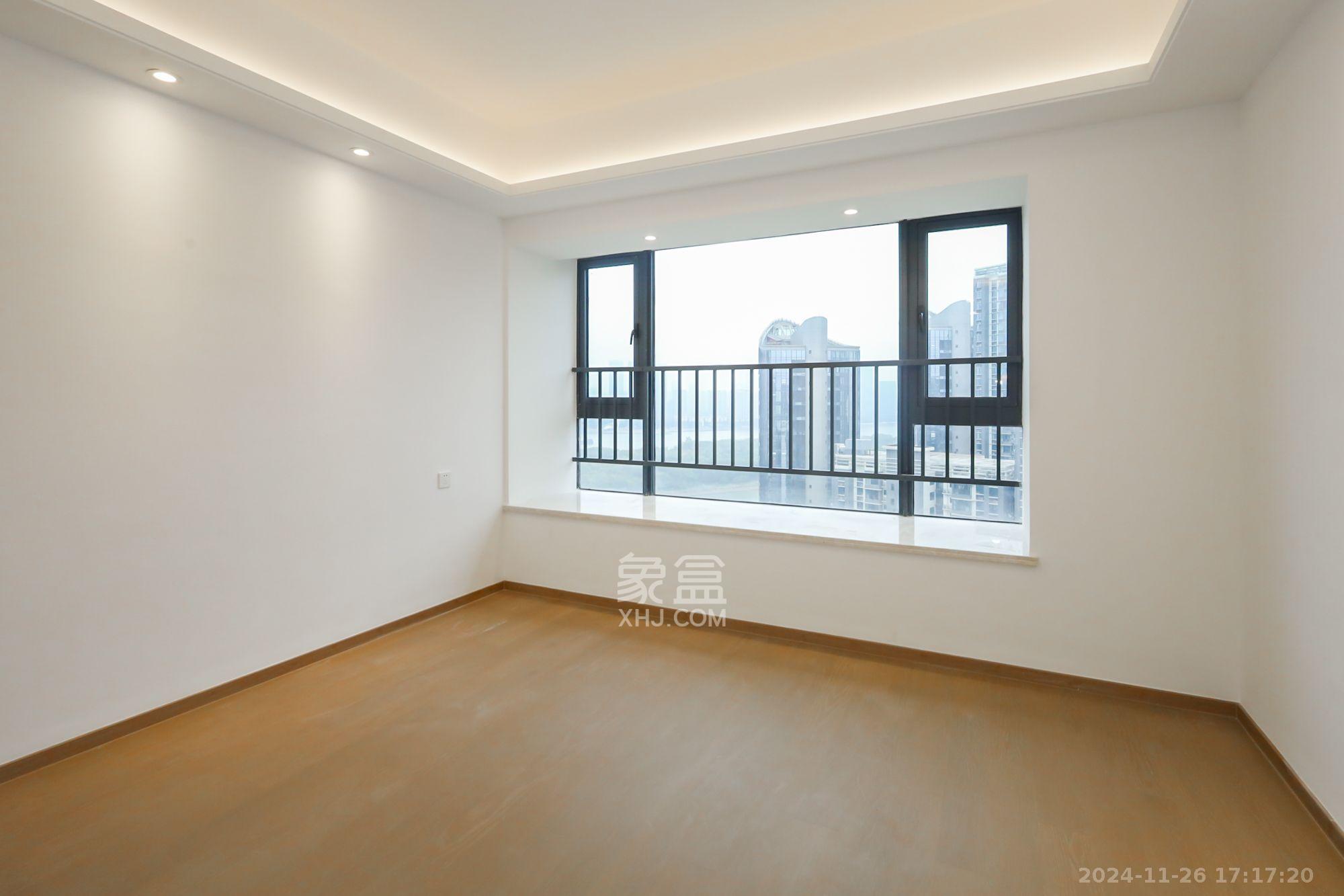 滨江府1913 4室2厅2卫 15000.0元/月 滨江府1913 4室2厅2卫 15000.0元/月室内图