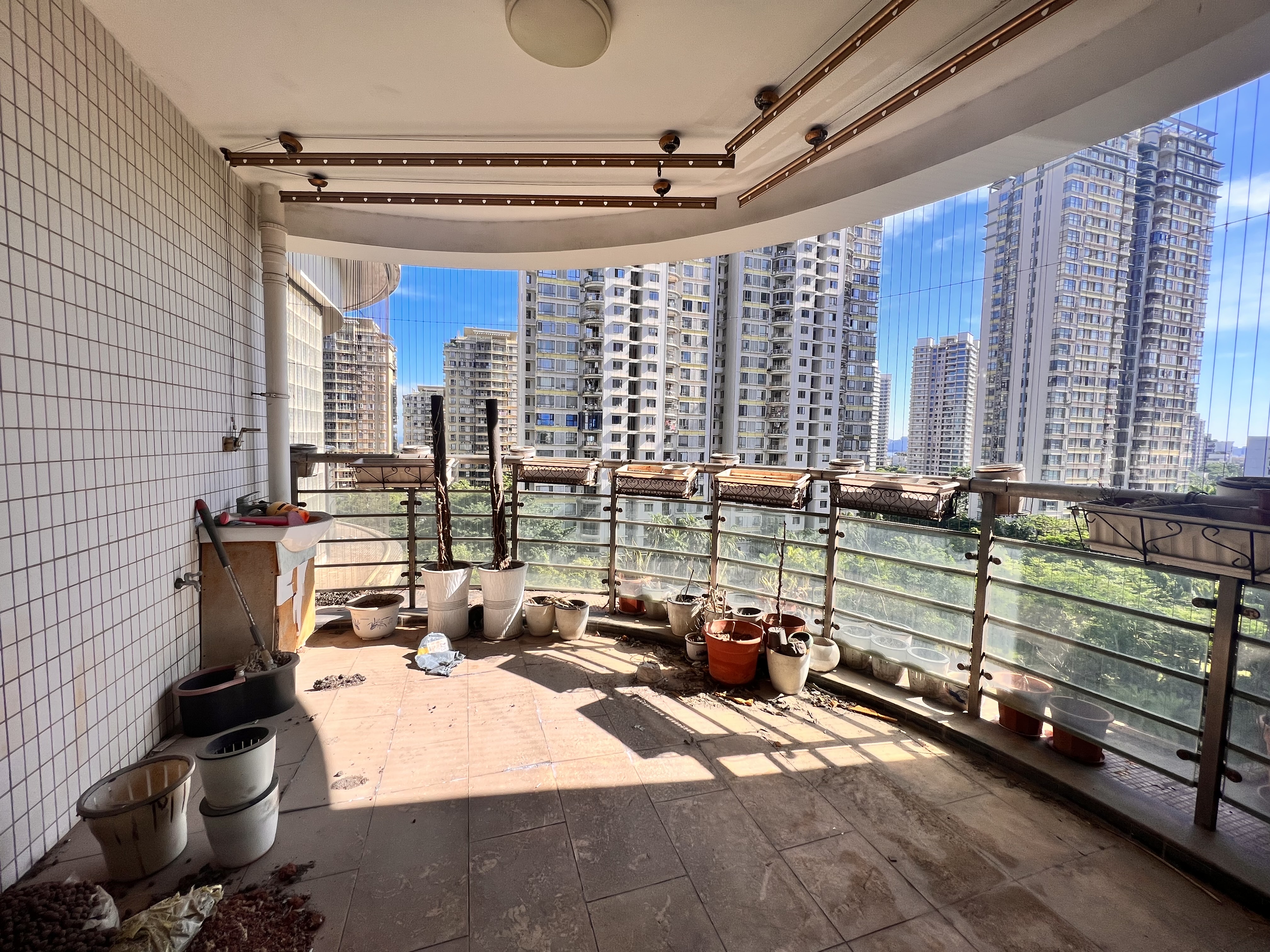 海岸壹号 4室2厅2卫 4800.0元/月 海岸壹号 4室2厅2卫 4800.0元/月室内图