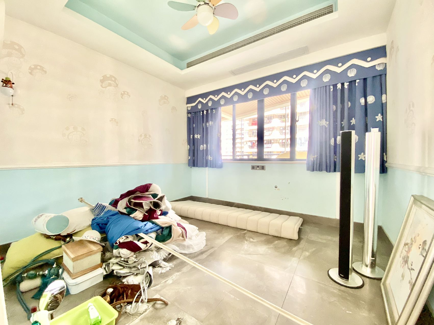 绿地海长流三期  5室2厅2卫    229.0万 绿地海长流三期  5室2厅2卫    229.0万室内图