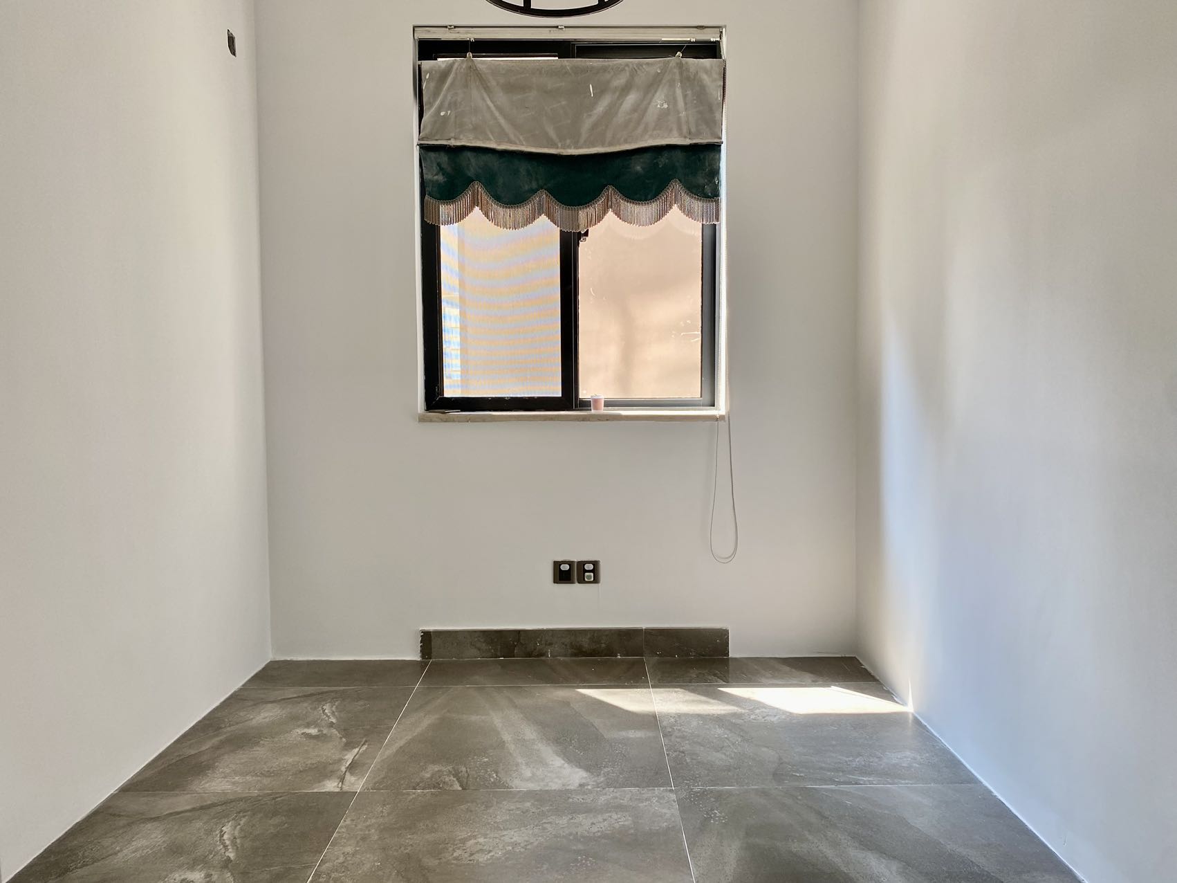 绿地海长流三期  5室2厅2卫    229.0万 绿地海长流三期  5室2厅2卫    229.0万室内图