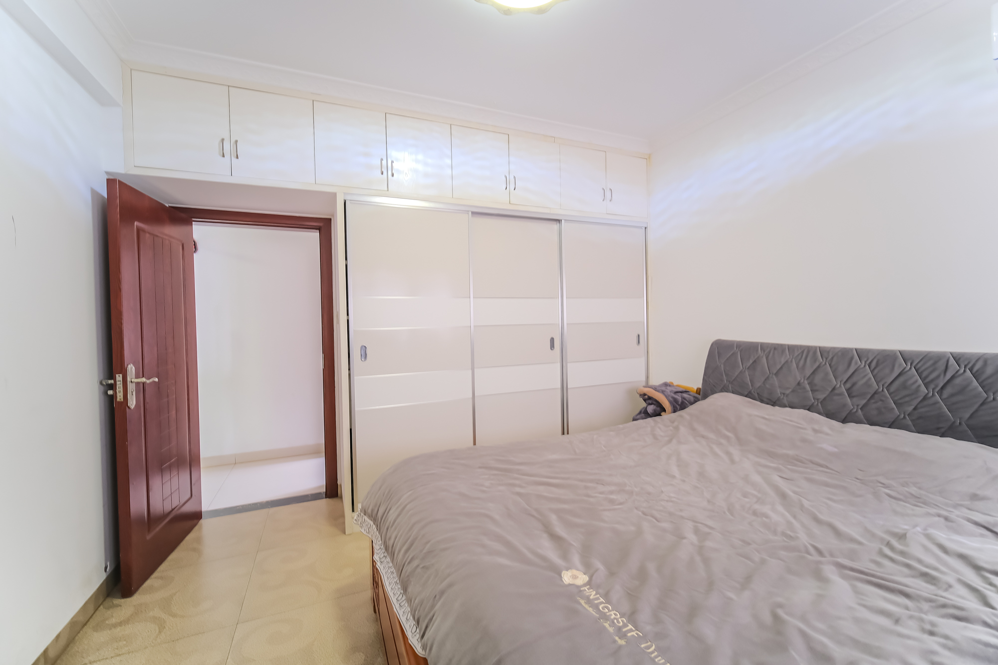 圆梦完美生活  3室2厅1卫    50.0万 圆梦完美生活  3室2厅1卫    50.0万卧室