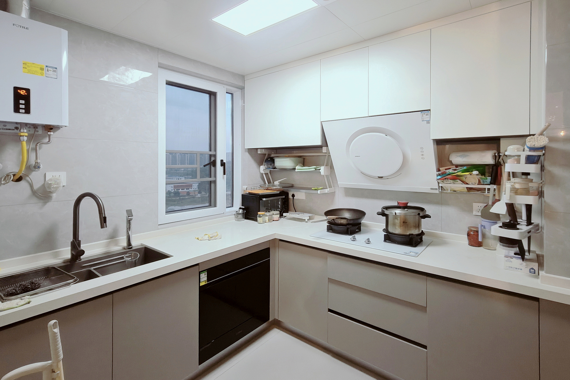 碧桂园培文府锦园  4室2厅2卫    105.0万 碧桂园培文府锦园  4室2厅2卫    105.0万厨房