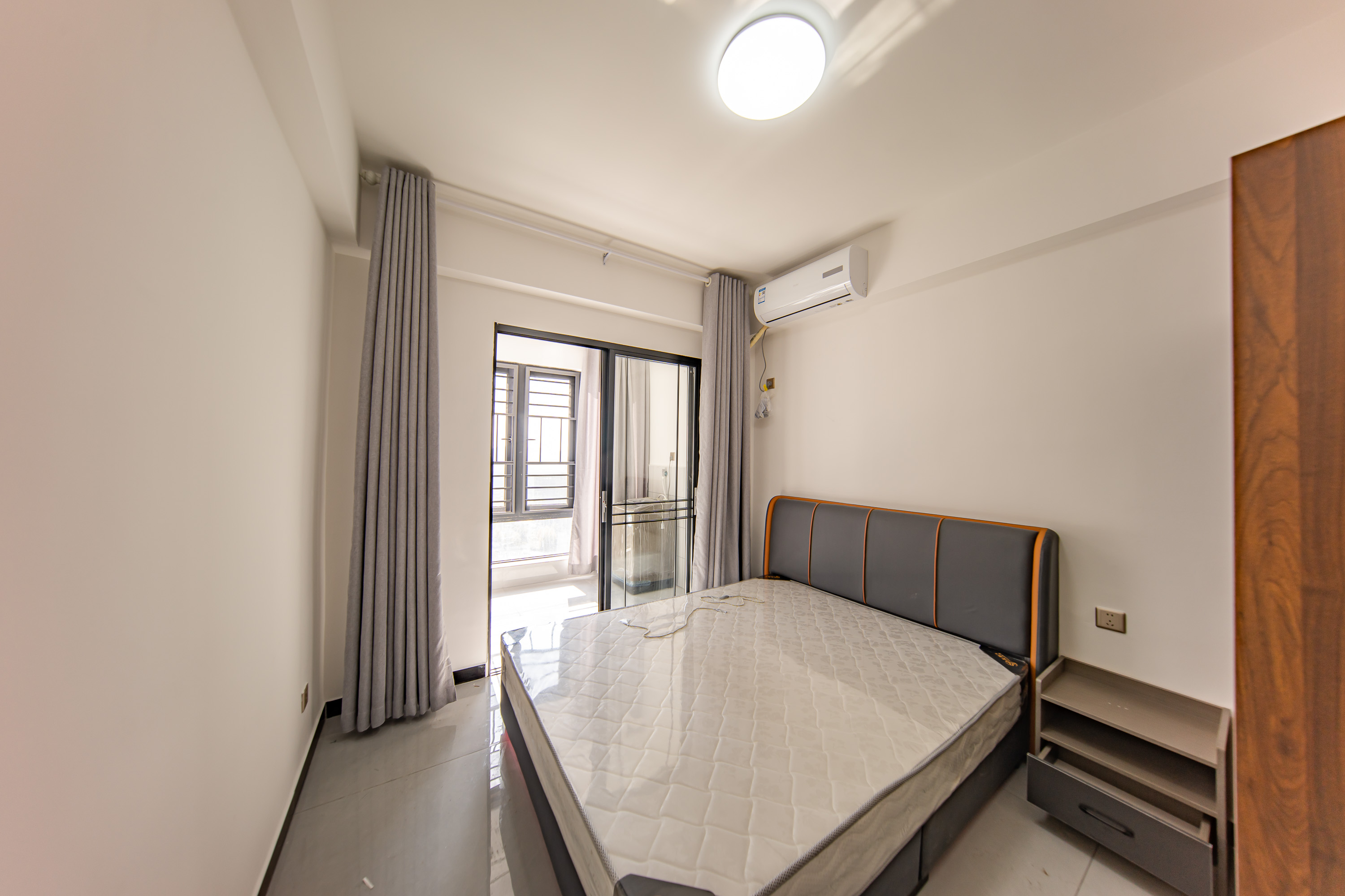 建投象山国际  3室2厅1卫    122.7万 建投象山国际  3室2厅1卫    122.7万卧室