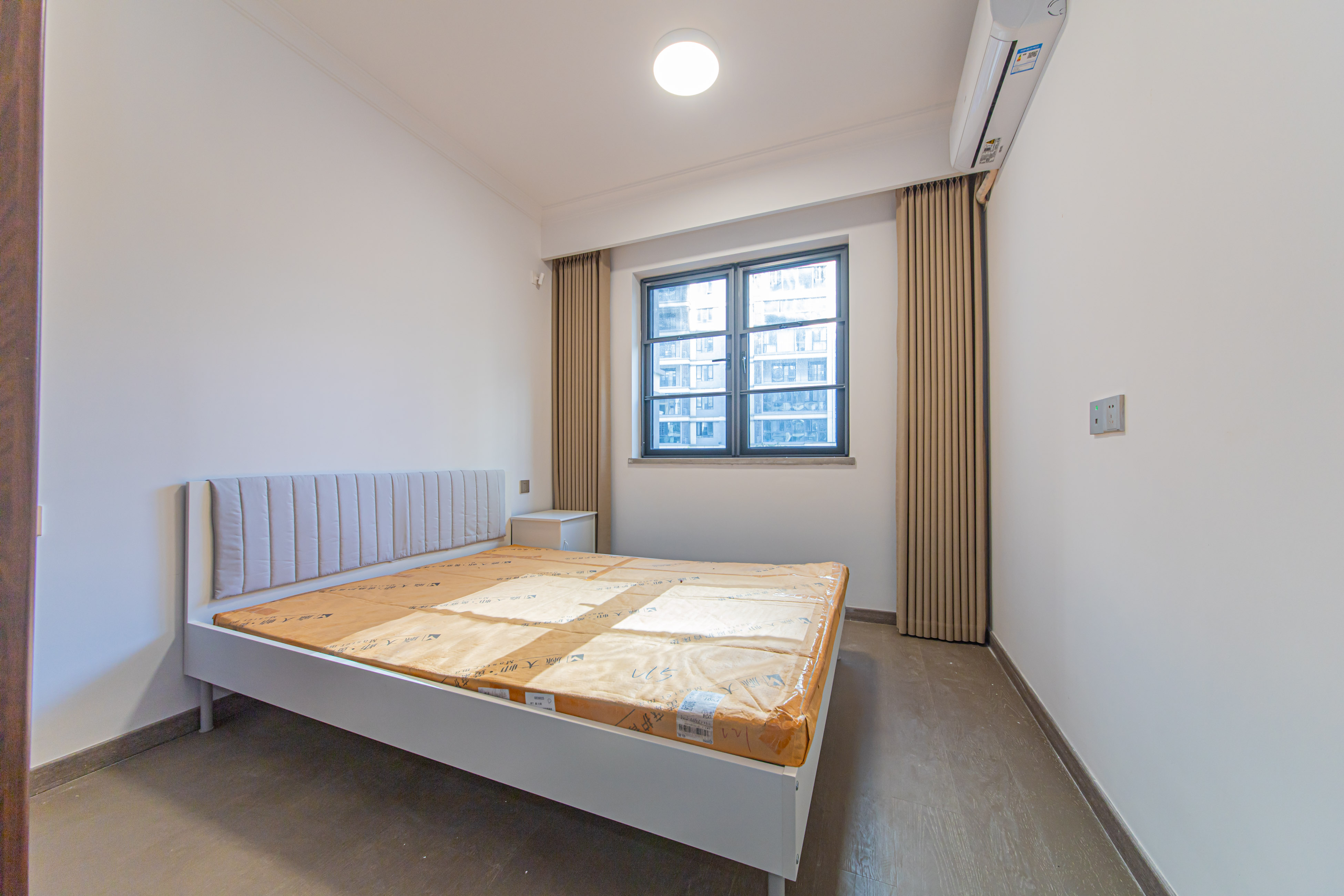 江悦和鸣 4室2厅2卫 208.0万 江悦和鸣 4室2厅2卫 208.0万卧室