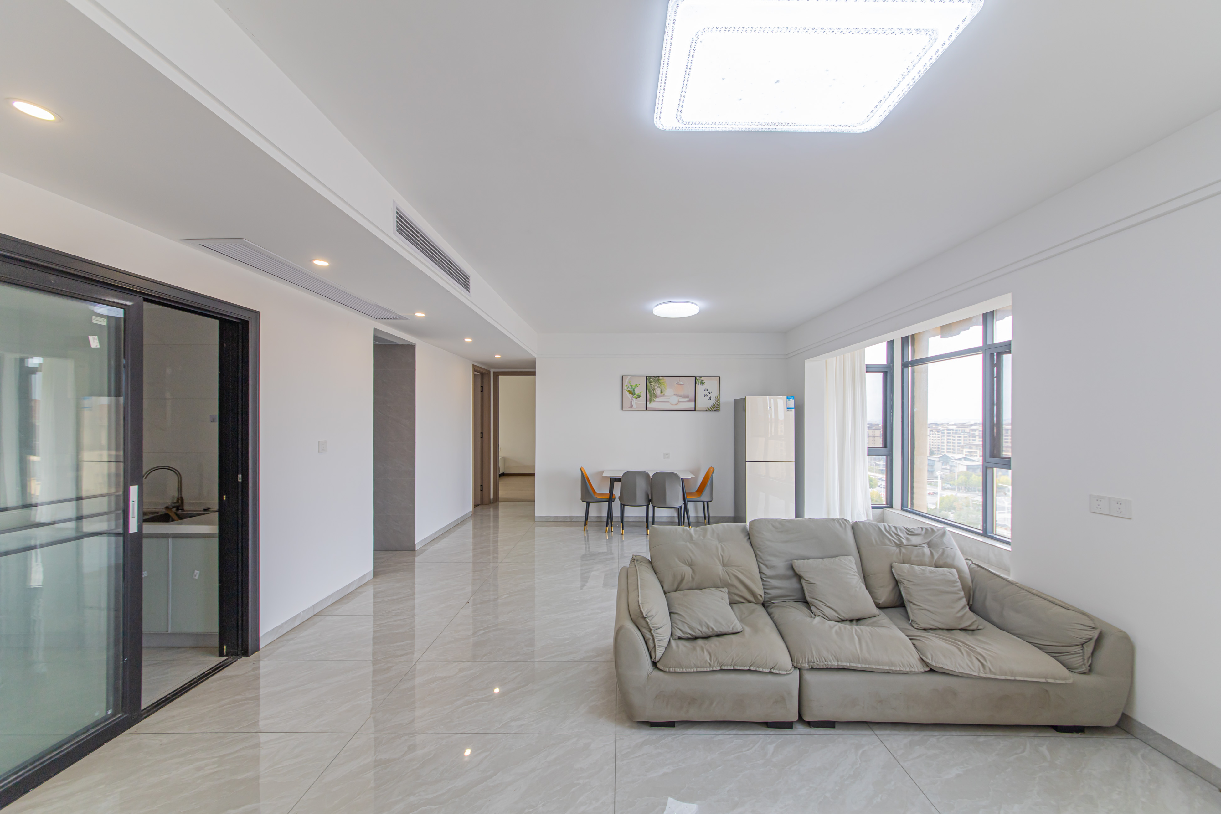 中建芙蓉嘉苑 3室2厅2卫 108.0万 中建芙蓉嘉苑 3室2厅2卫 108.0万客厅