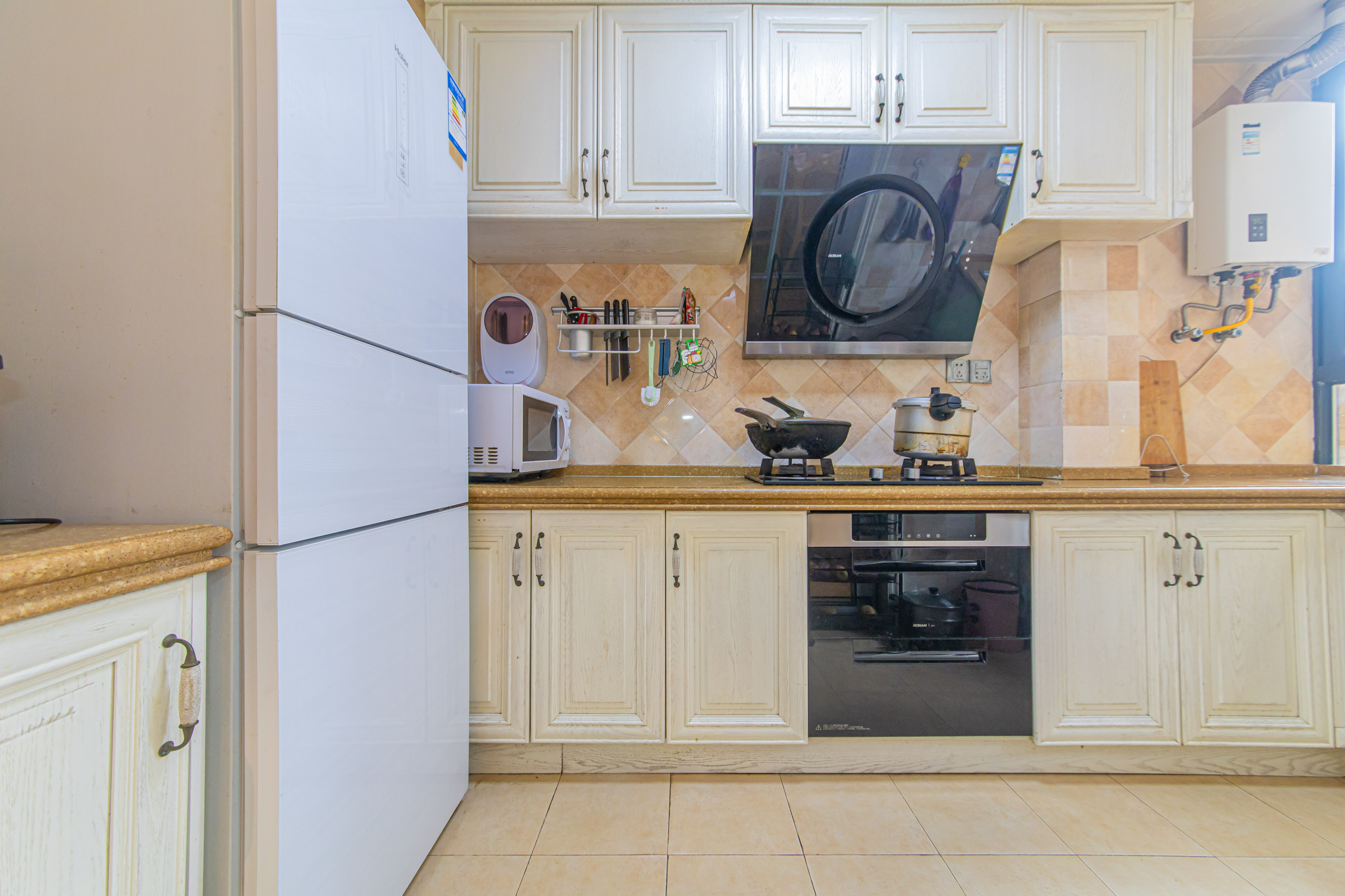 中建芙蓉嘉苑 3室2厅2卫 135.0万 中建芙蓉嘉苑 3室2厅2卫 135.0万厨房