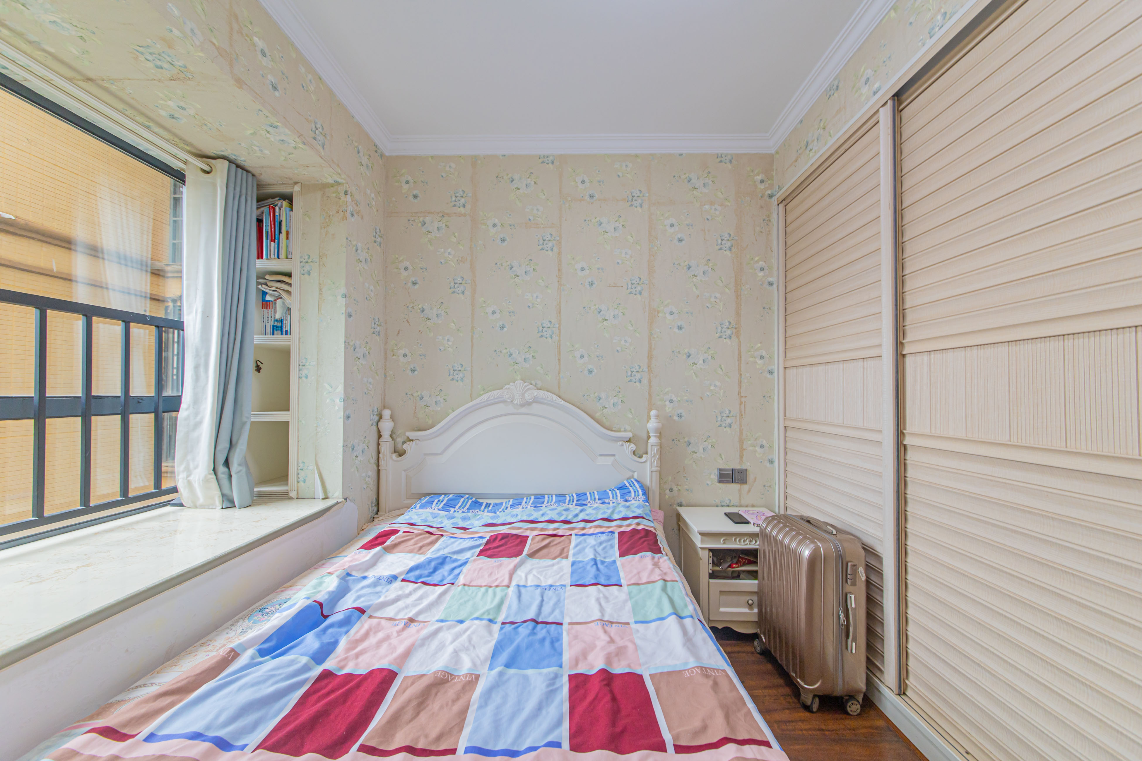 中建芙蓉嘉苑 3室2厅2卫 135.0万 中建芙蓉嘉苑 3室2厅2卫 135.0万卧室