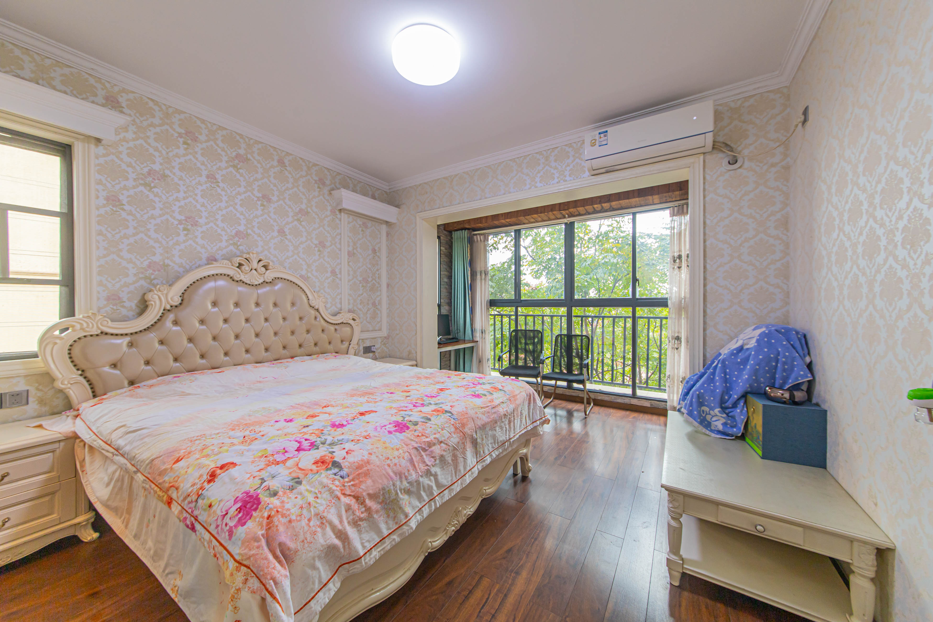 中建芙蓉嘉苑 3室2厅2卫 135.0万 中建芙蓉嘉苑 3室2厅2卫 135.0万卧室