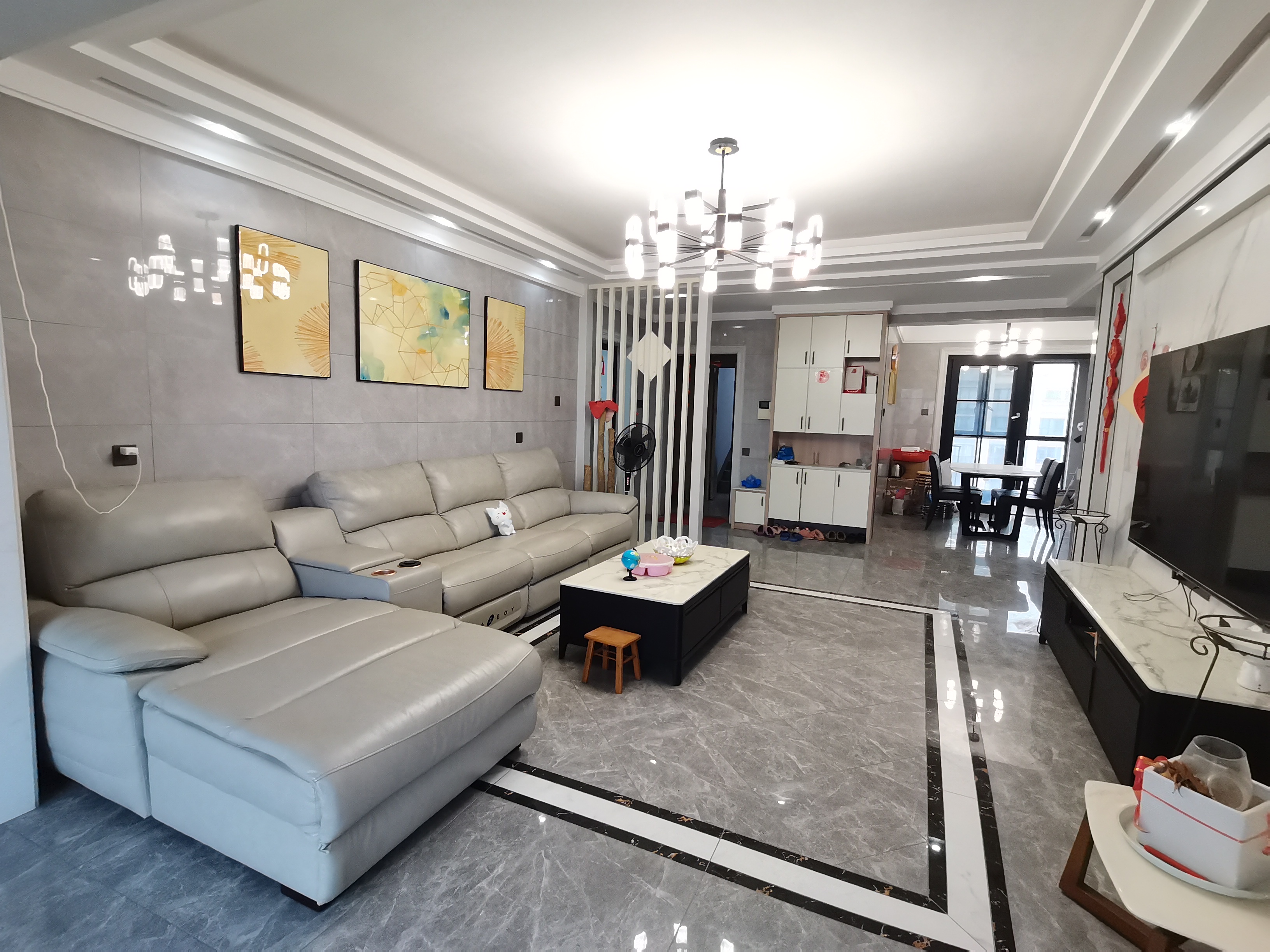 佳兆业金域天下二期 4室2厅2卫 79.8万 佳兆业金域天下二期 4室2厅2卫 79.8万室内图