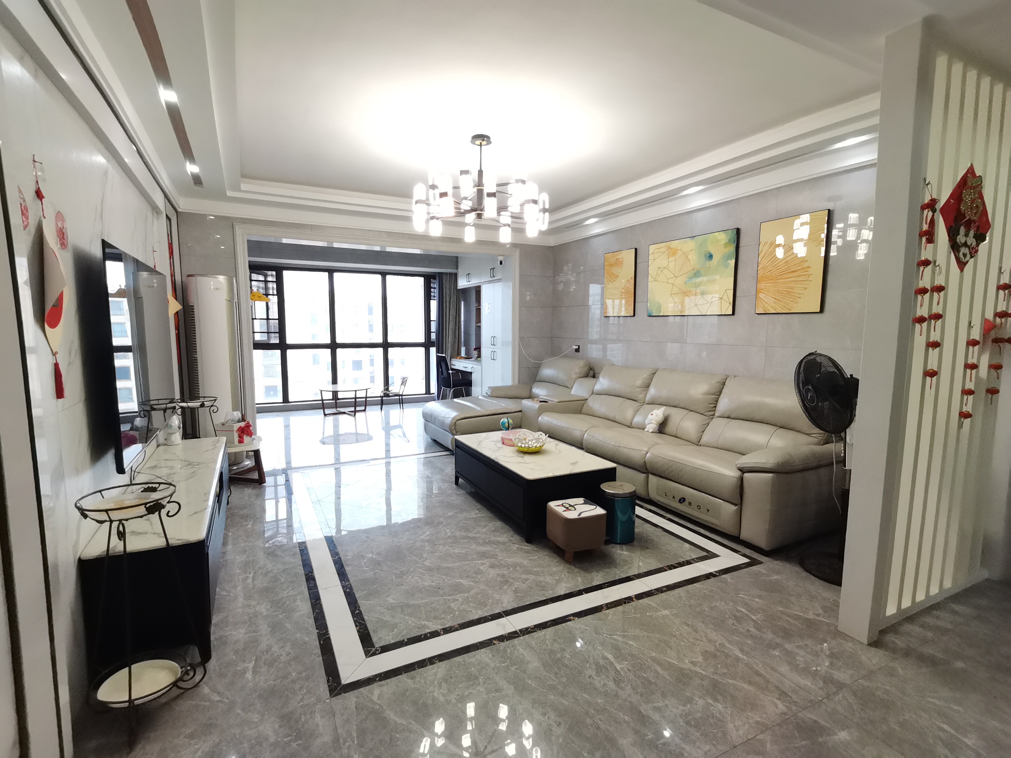 佳兆业金域天下二期 4室2厅2卫 79.8万 佳兆业金域天下二期 4室2厅2卫 79.8万室内图